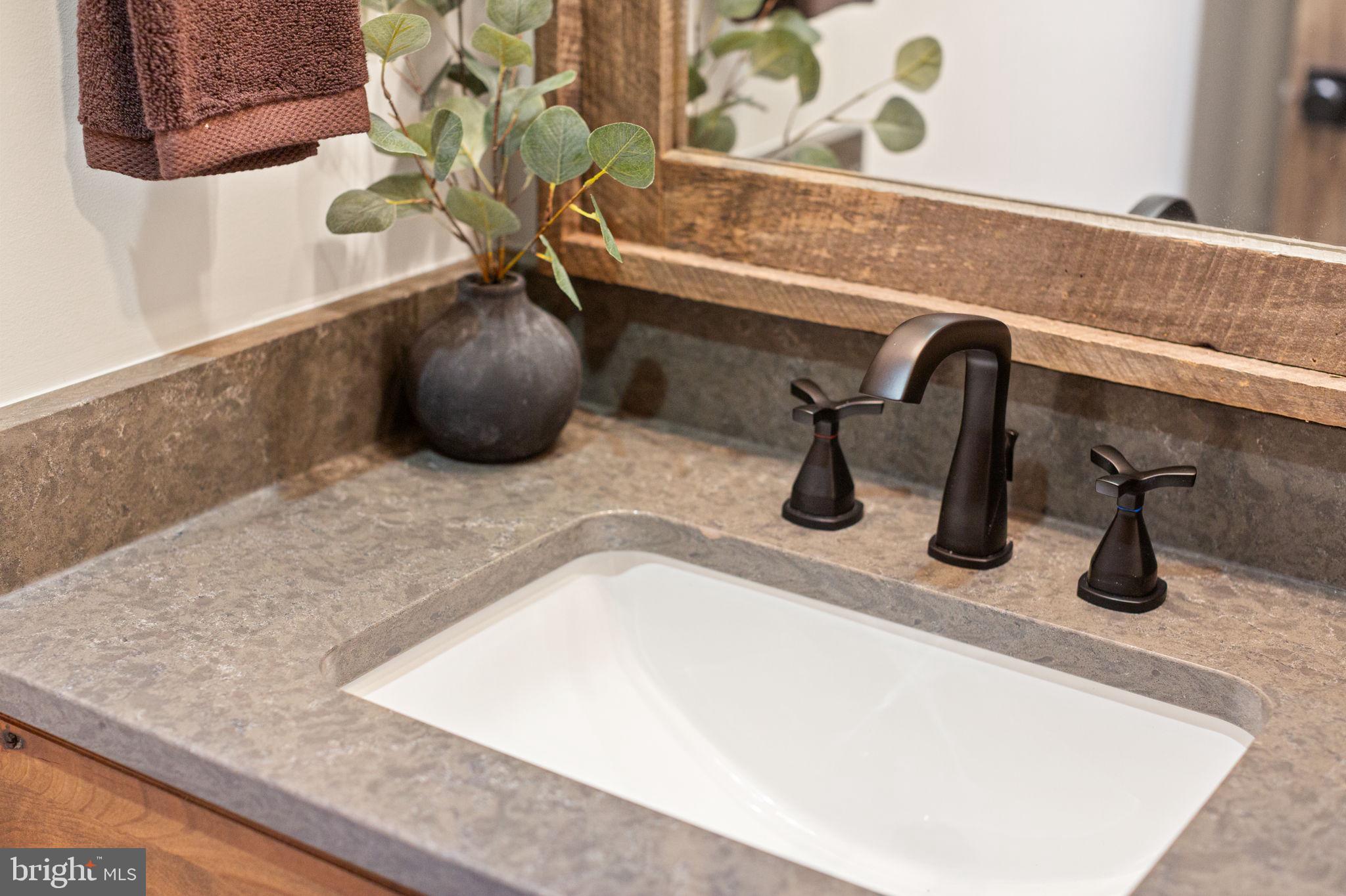 FISHER MOUNTAIN GOLF CLUB & RESORT - Residential