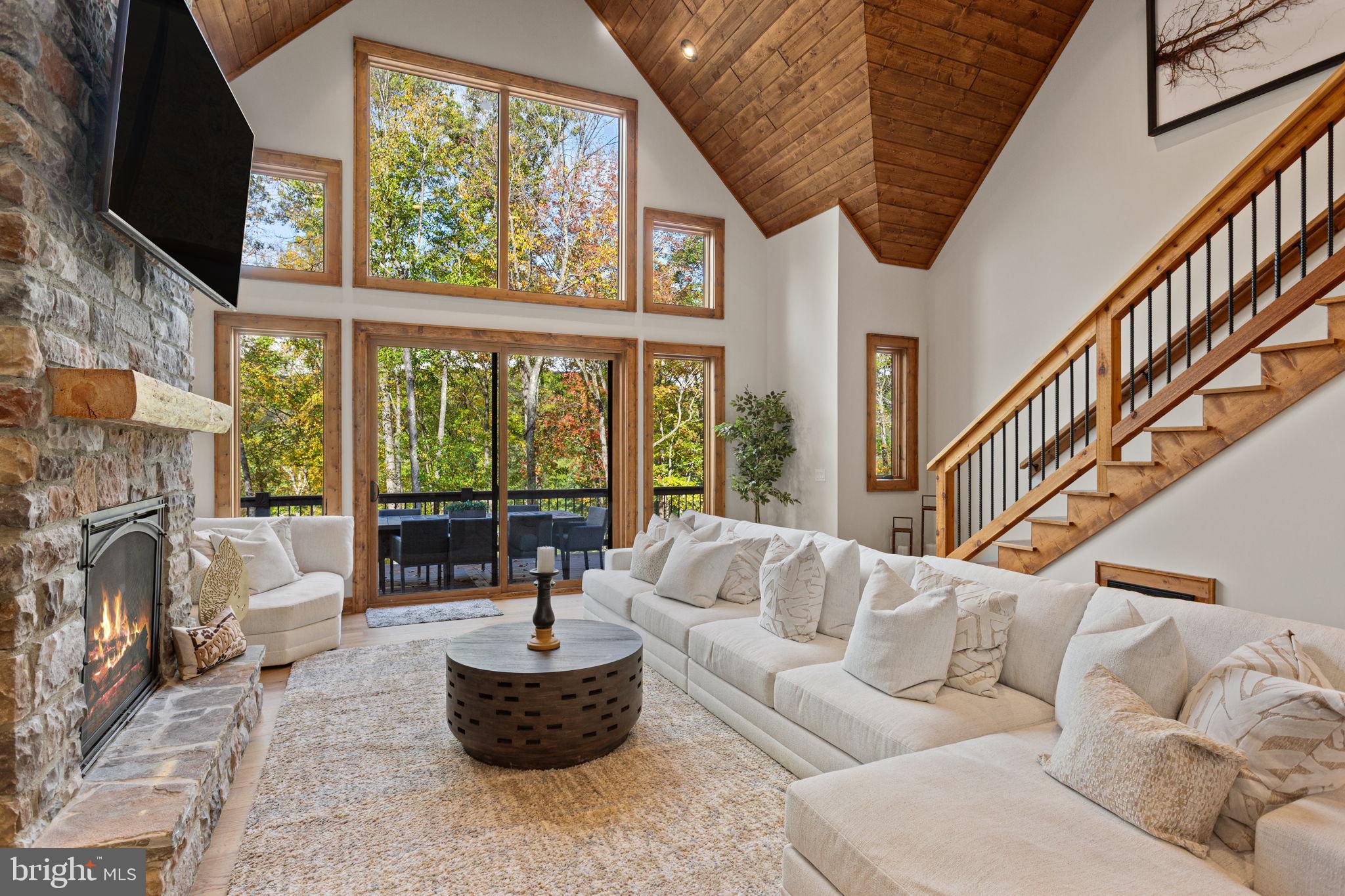 FISHER MOUNTAIN GOLF CLUB & RESORT - Residential