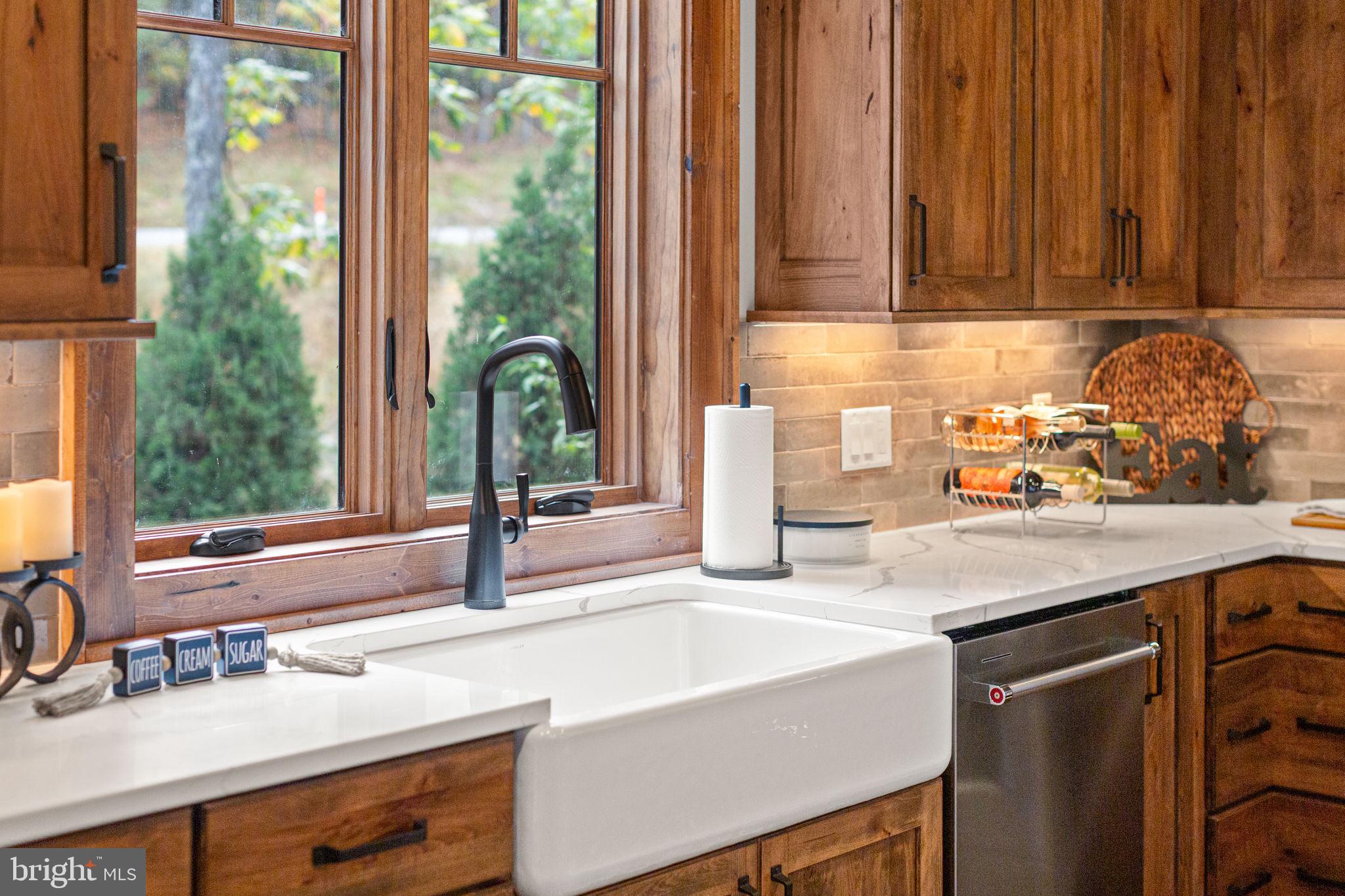 FISHER MOUNTAIN GOLF CLUB & RESORT - Residential