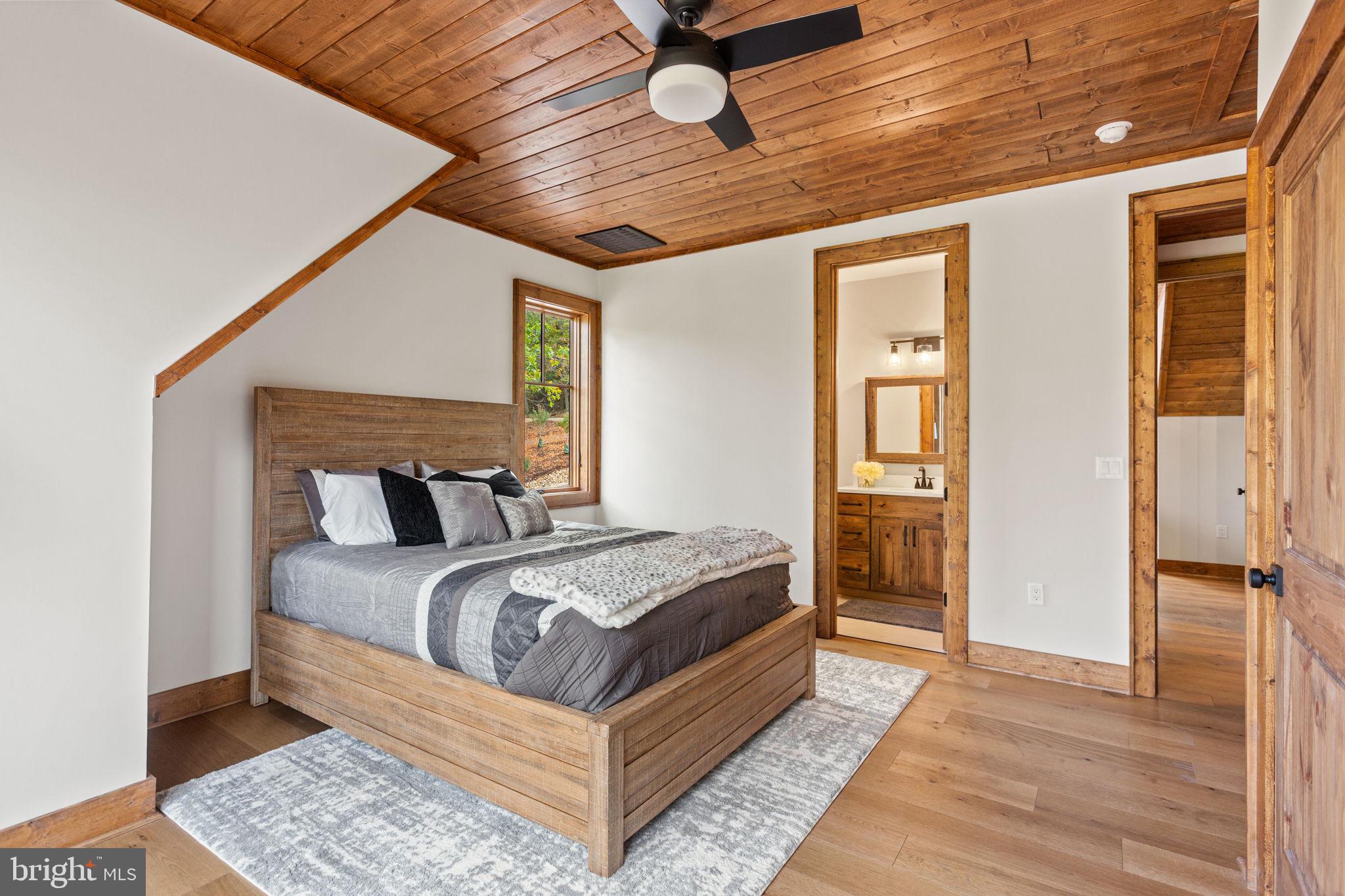 FISHER MOUNTAIN GOLF CLUB & RESORT - Residential