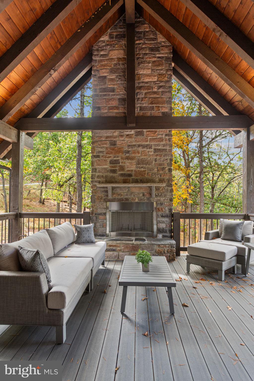 FISHER MOUNTAIN GOLF CLUB & RESORT - Residential