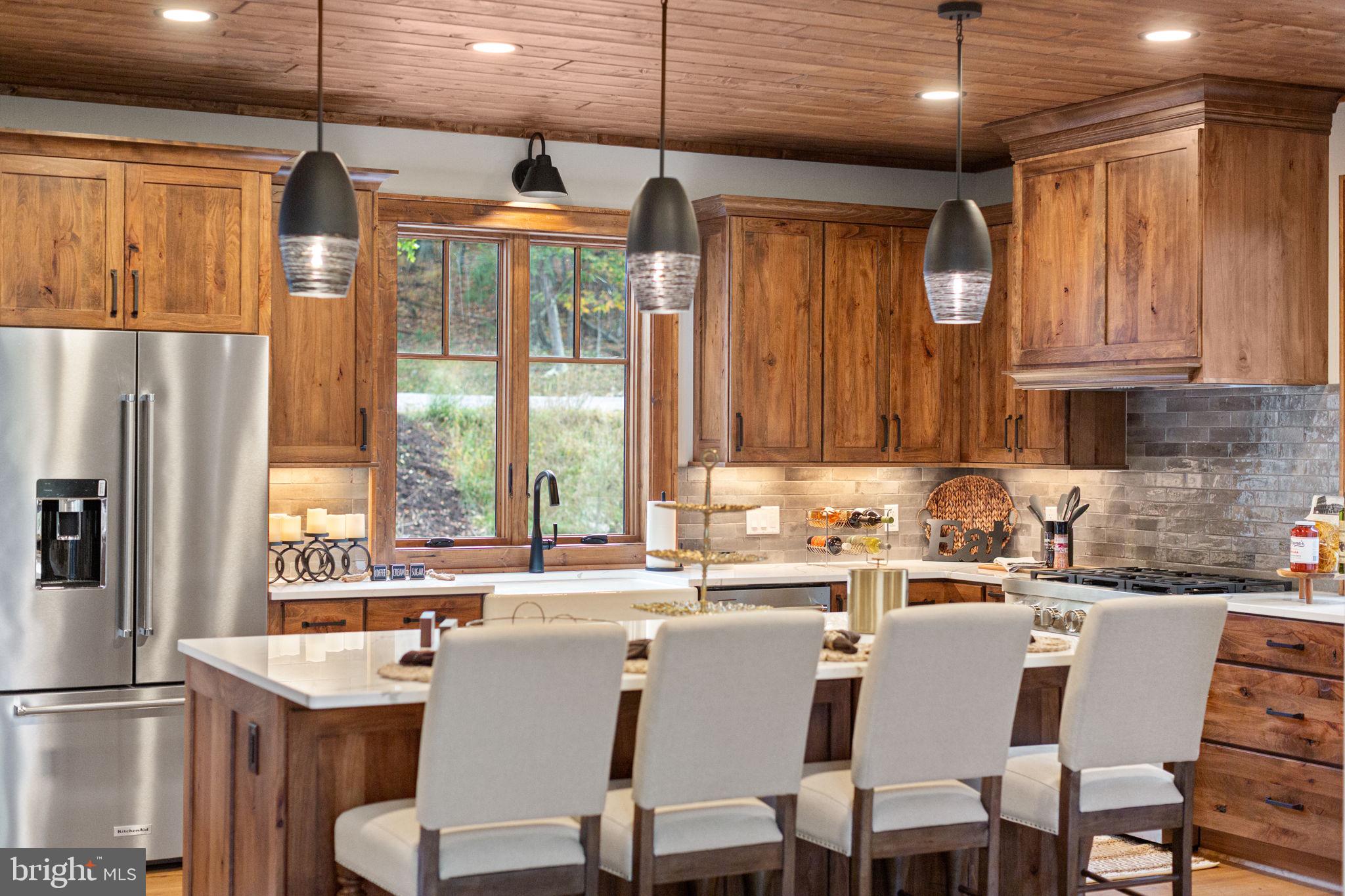 FISHER MOUNTAIN GOLF CLUB & RESORT - Residential