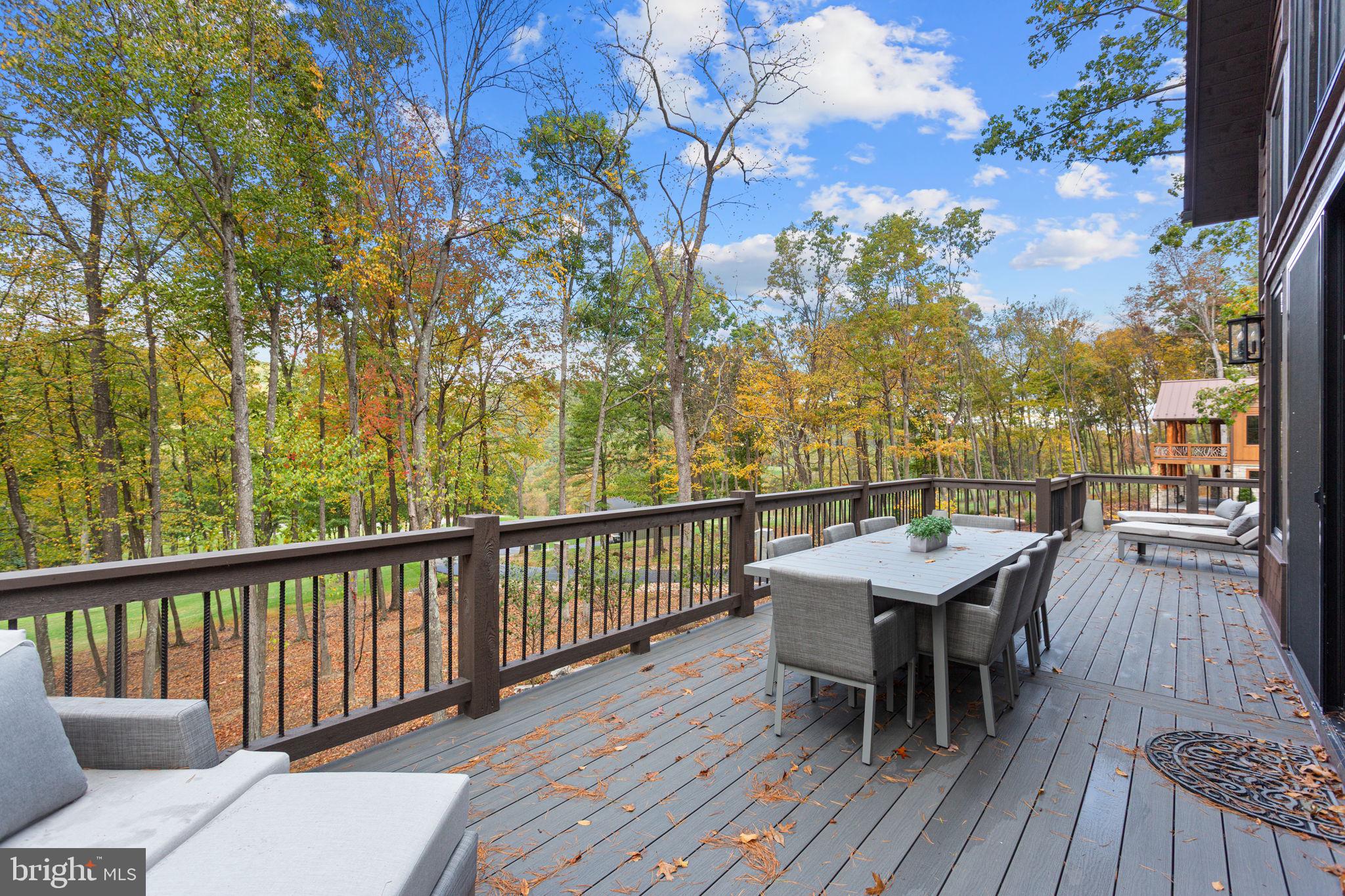 FISHER MOUNTAIN GOLF CLUB & RESORT - Residential