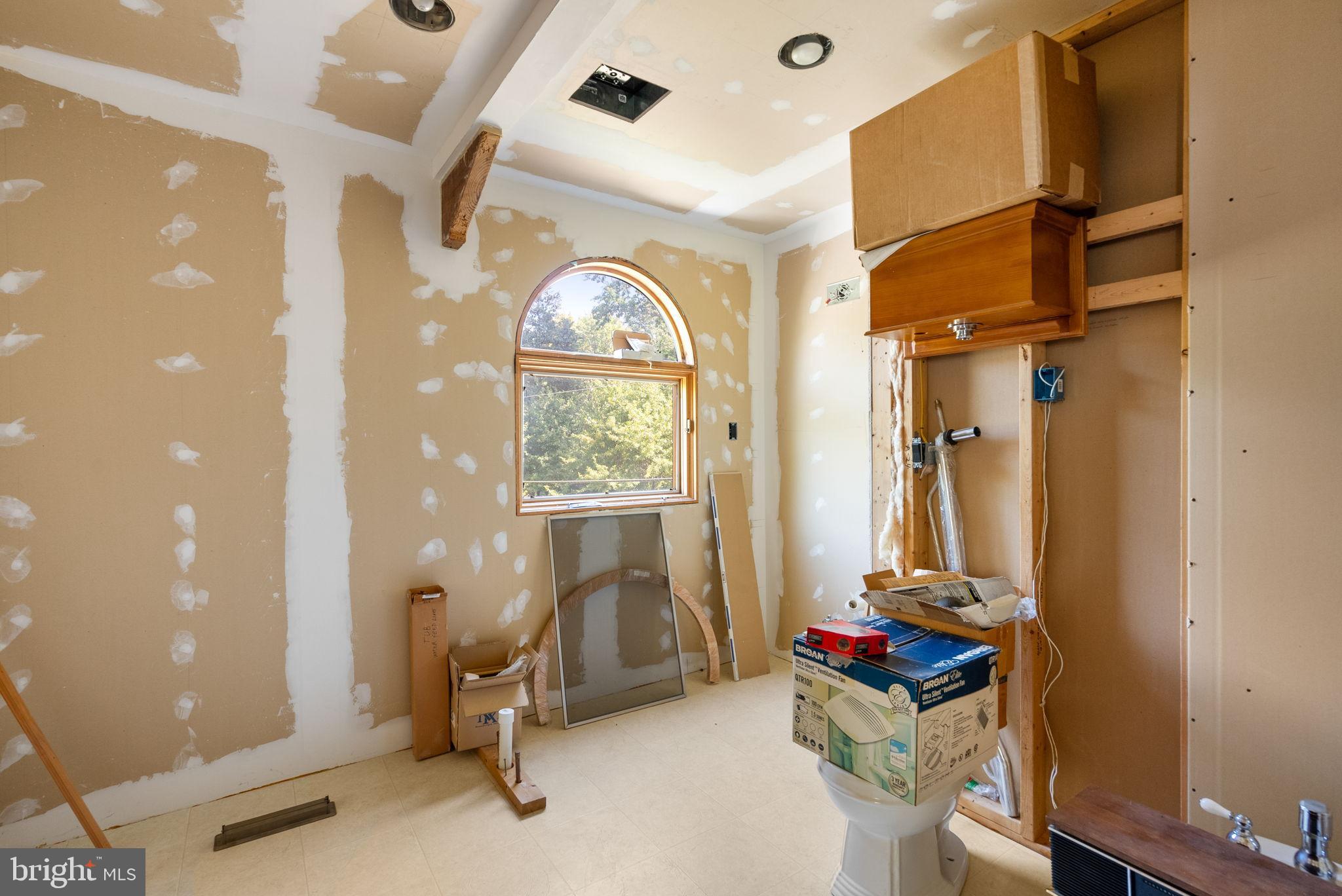 FORT WASHINGTON - Residential