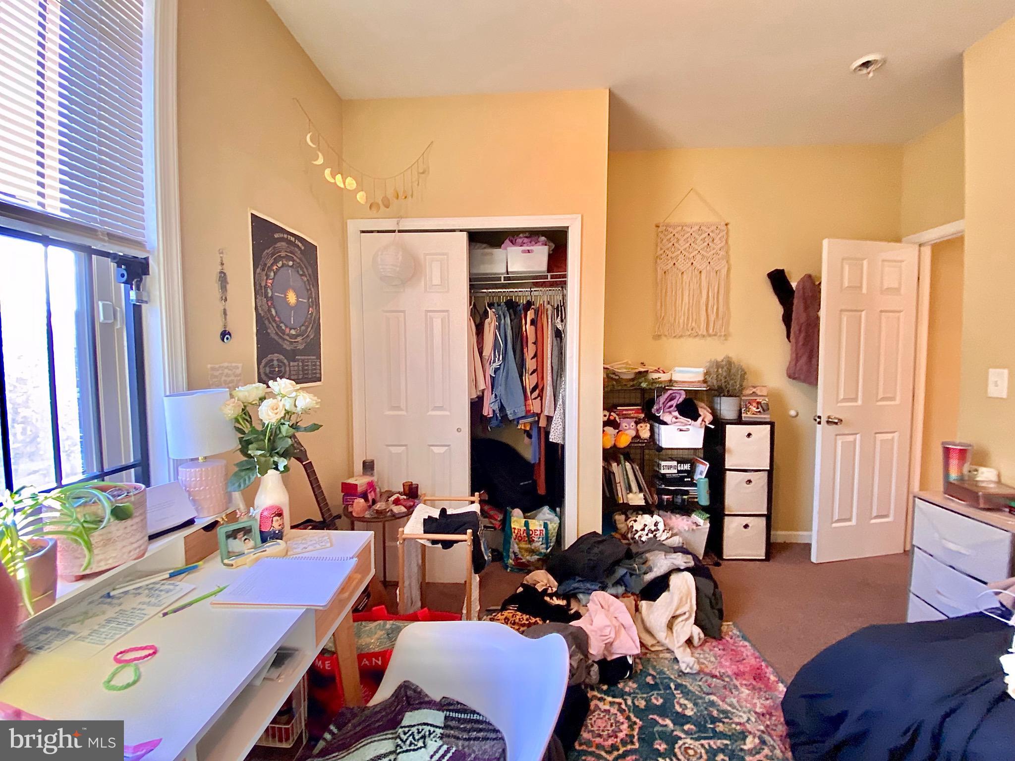 TEMPLE UNIVERSITY - Residential Lease