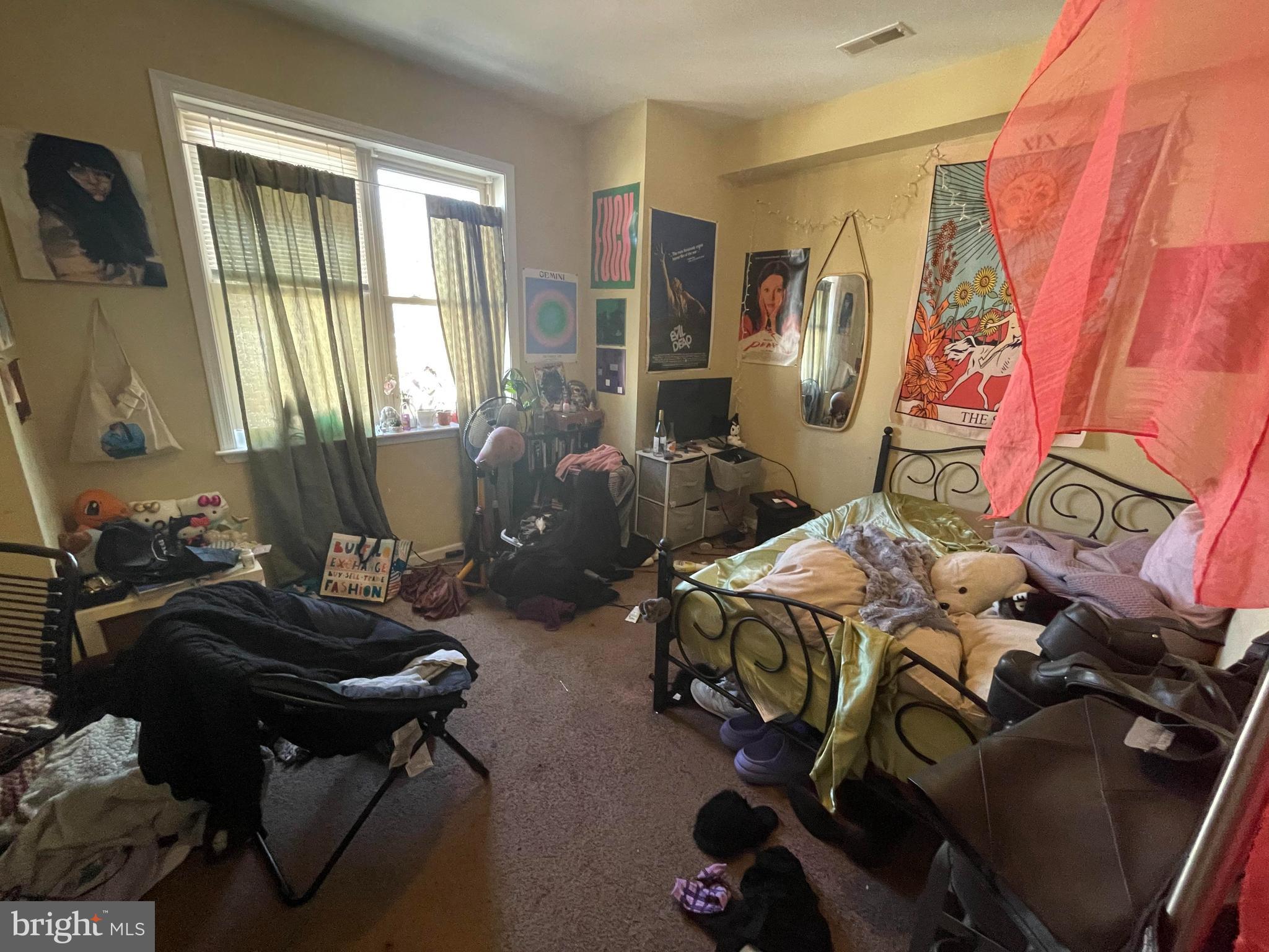 TEMPLE UNIVERSITY - Residential Lease