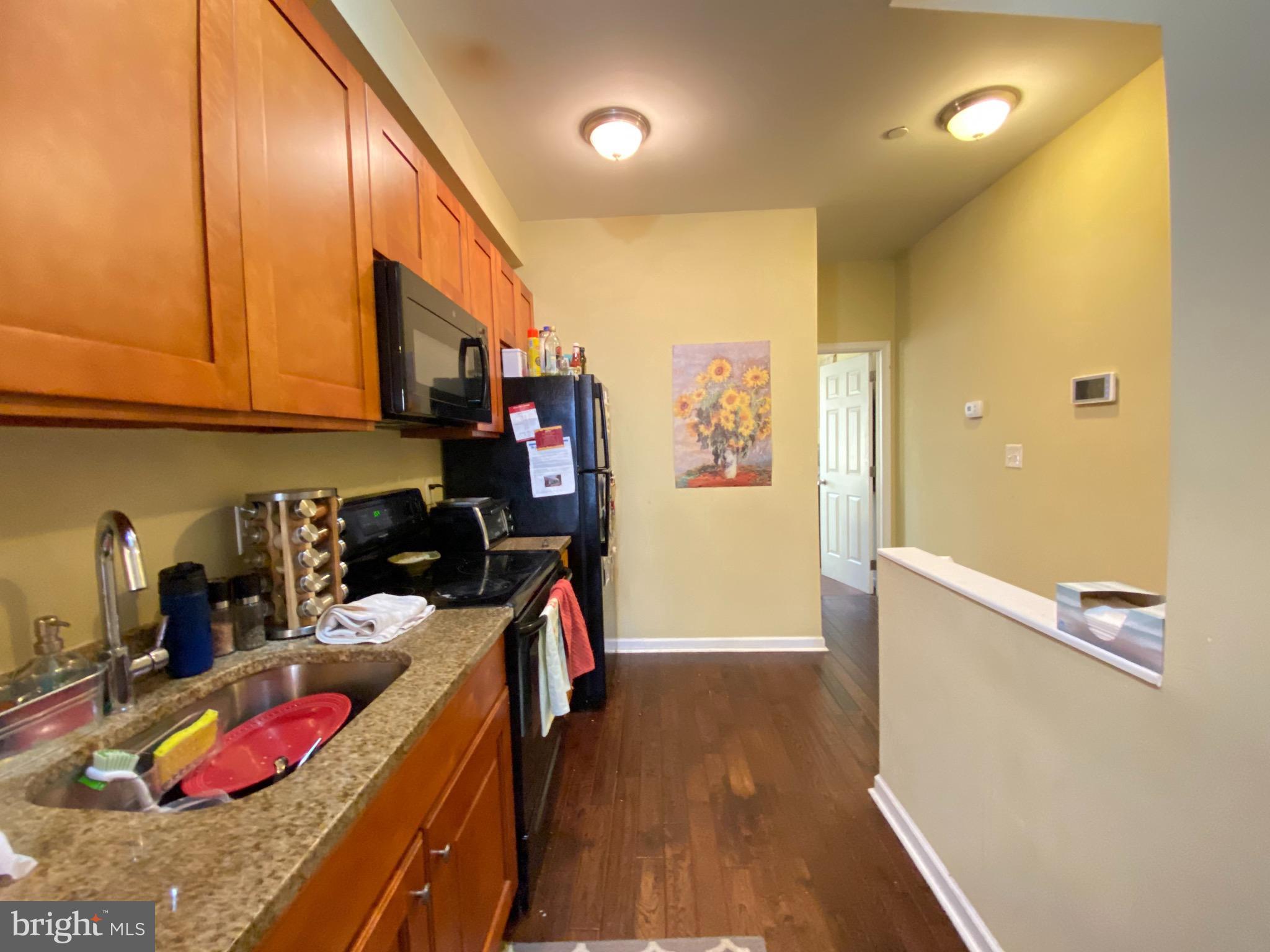 TEMPLE UNIVERSITY - Residential Lease