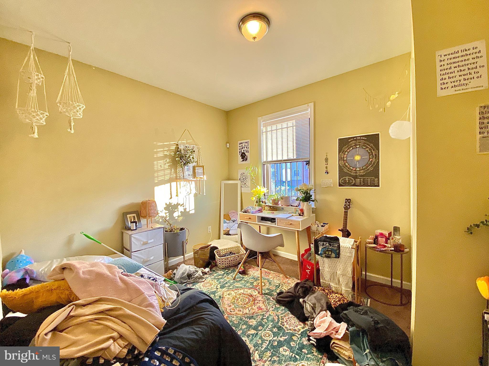 TEMPLE UNIVERSITY - Residential Lease