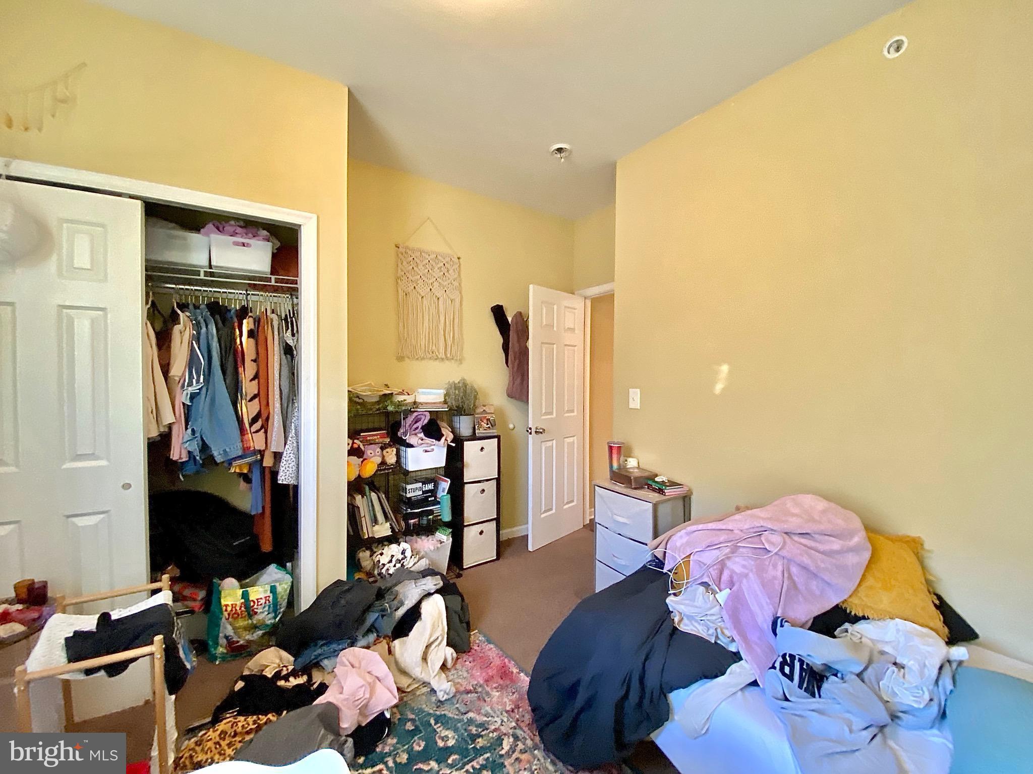 TEMPLE UNIVERSITY - Residential Lease