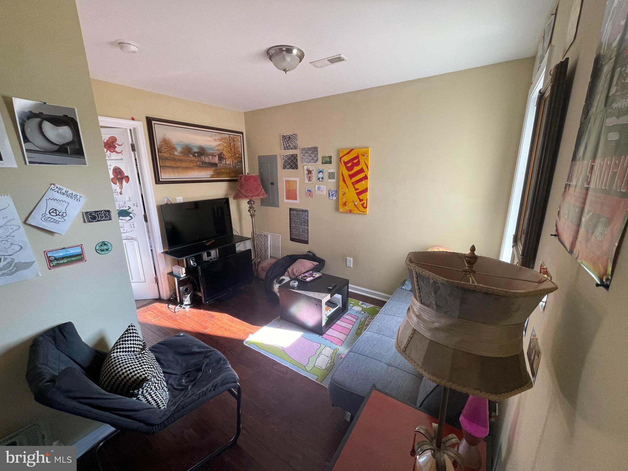 TEMPLE UNIVERSITY - Residential Lease