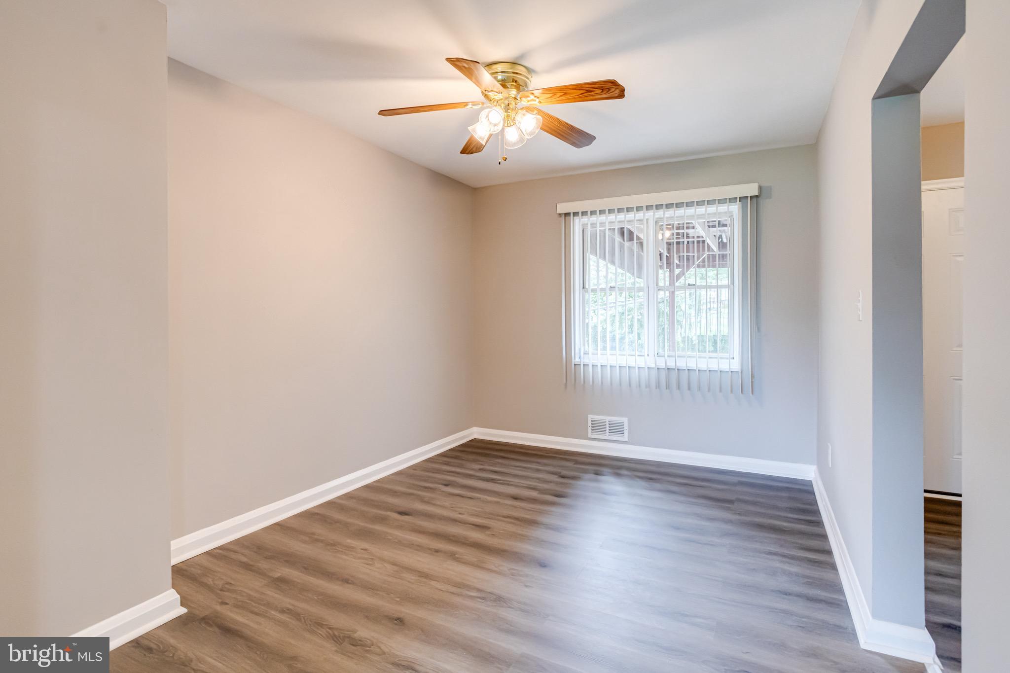 CHARLESMONT - Residential