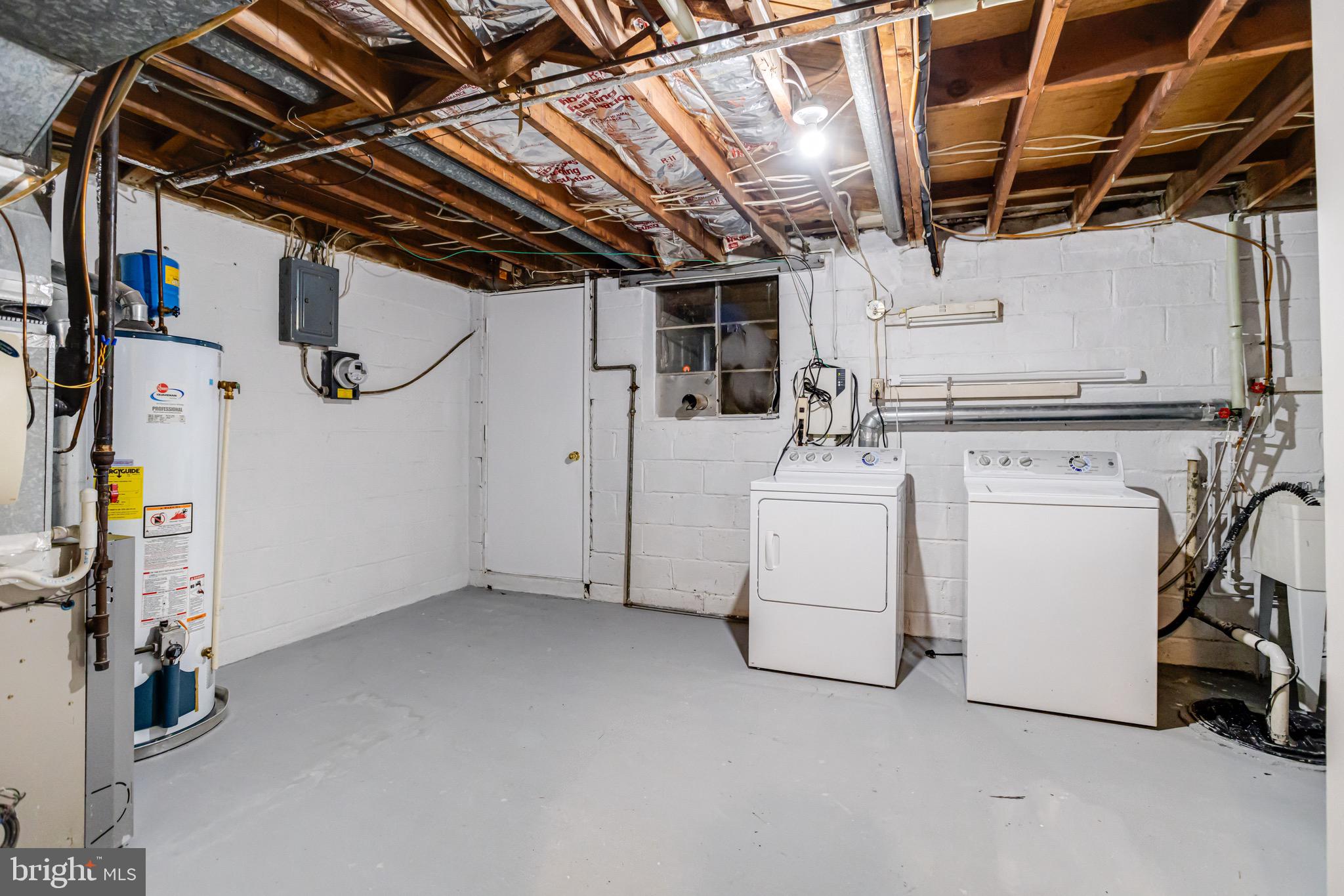 CHARLESMONT - Residential