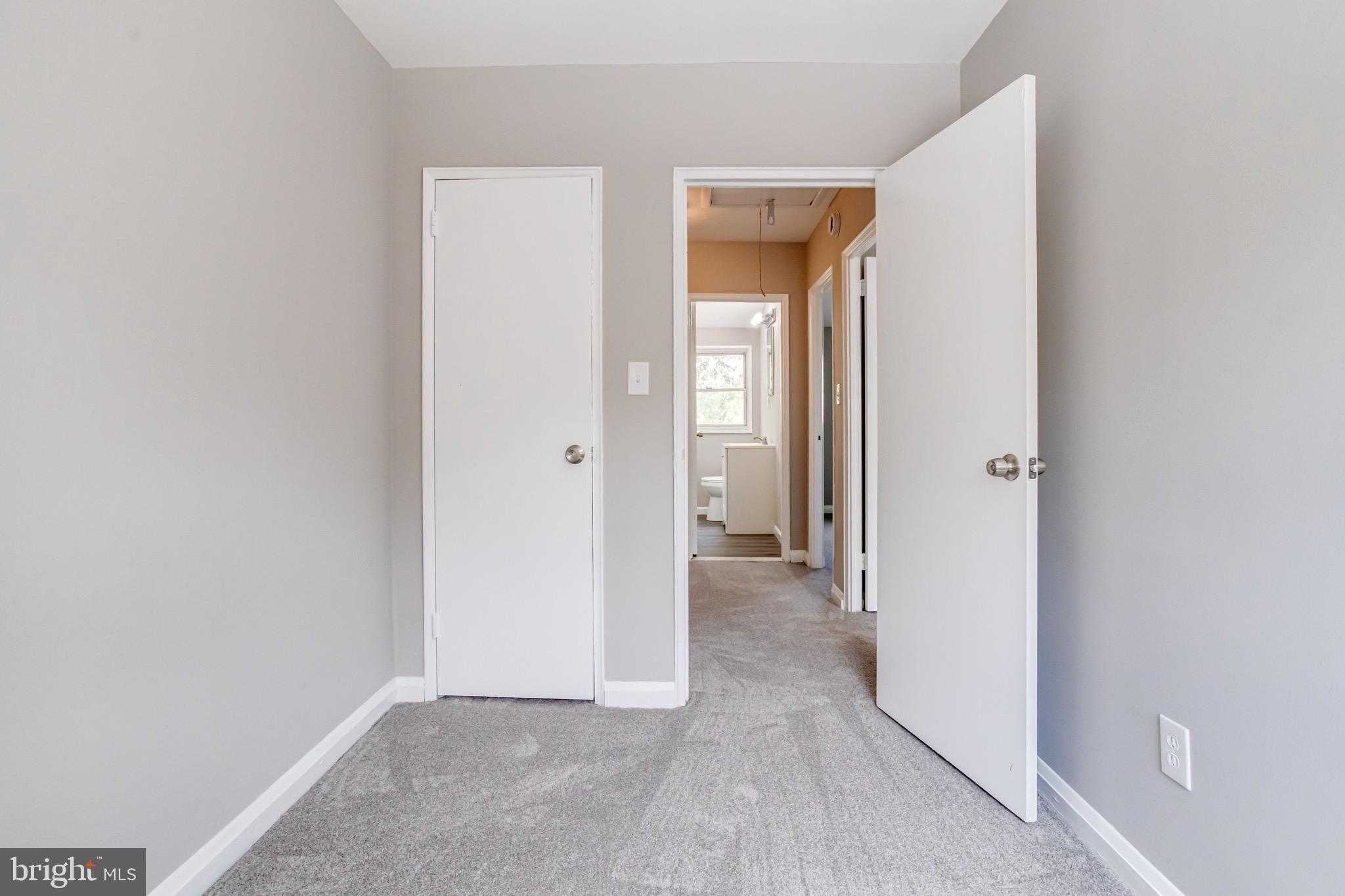 CHARLESMONT - Residential