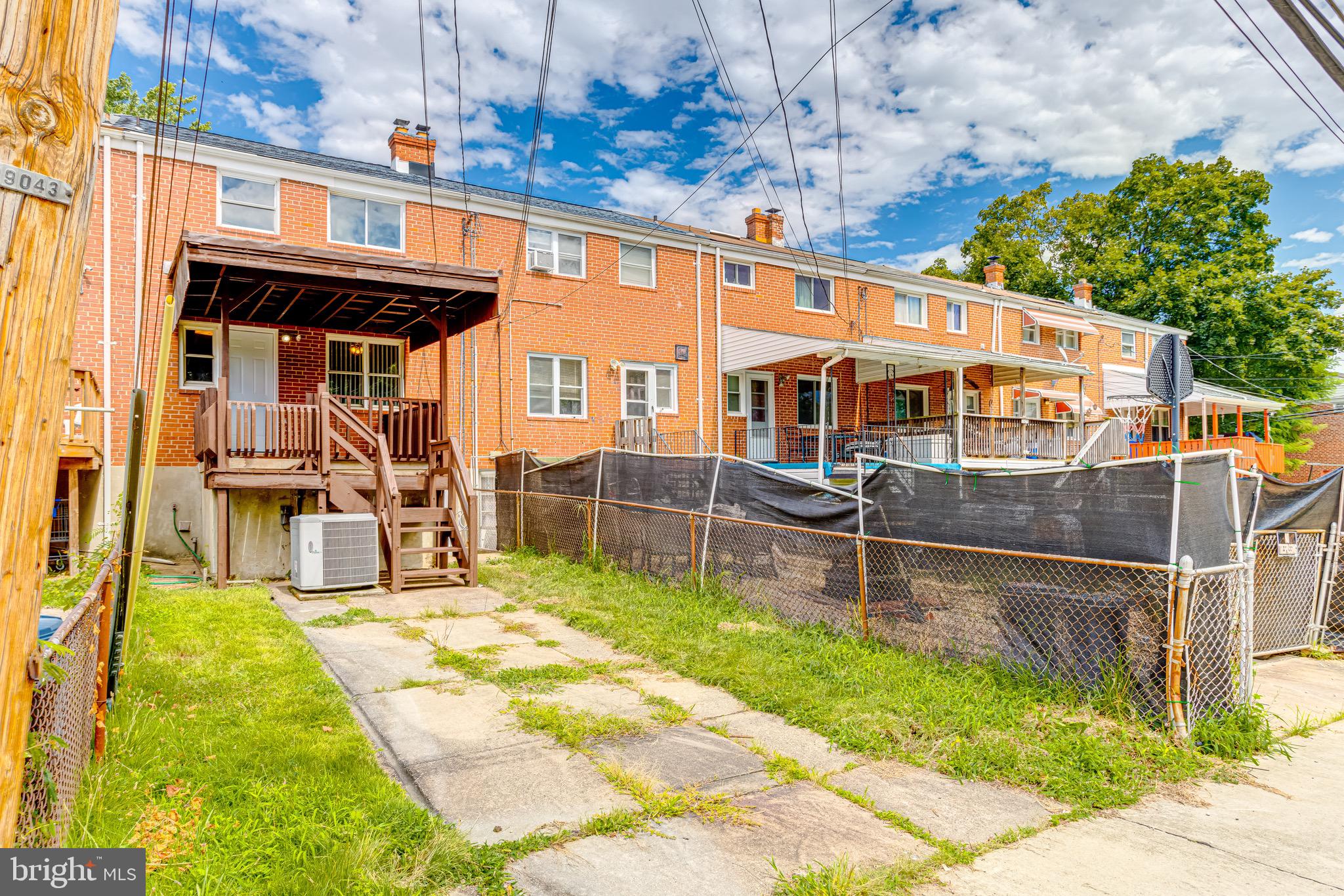 CHARLESMONT - Residential