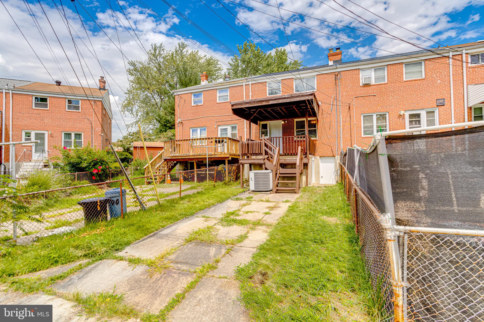 CHARLESMONT - Residential