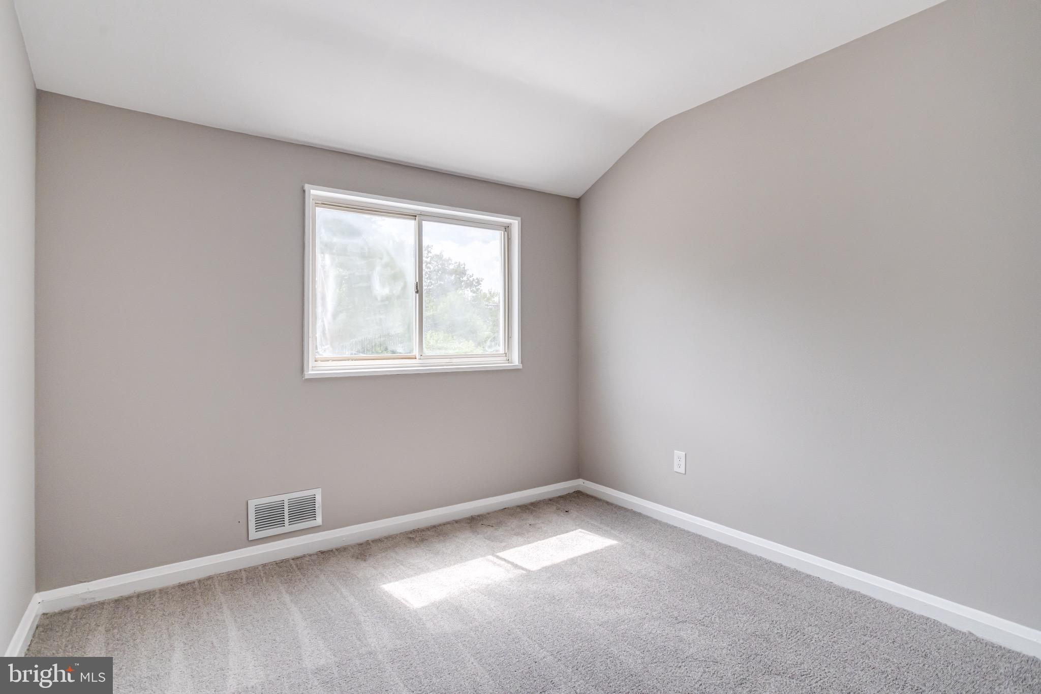 CHARLESMONT - Residential