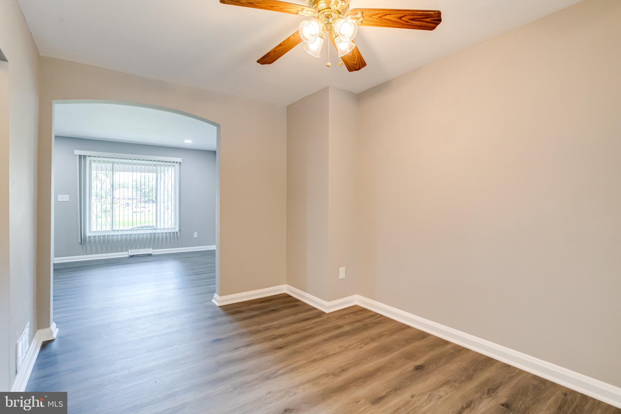 CHARLESMONT - Residential