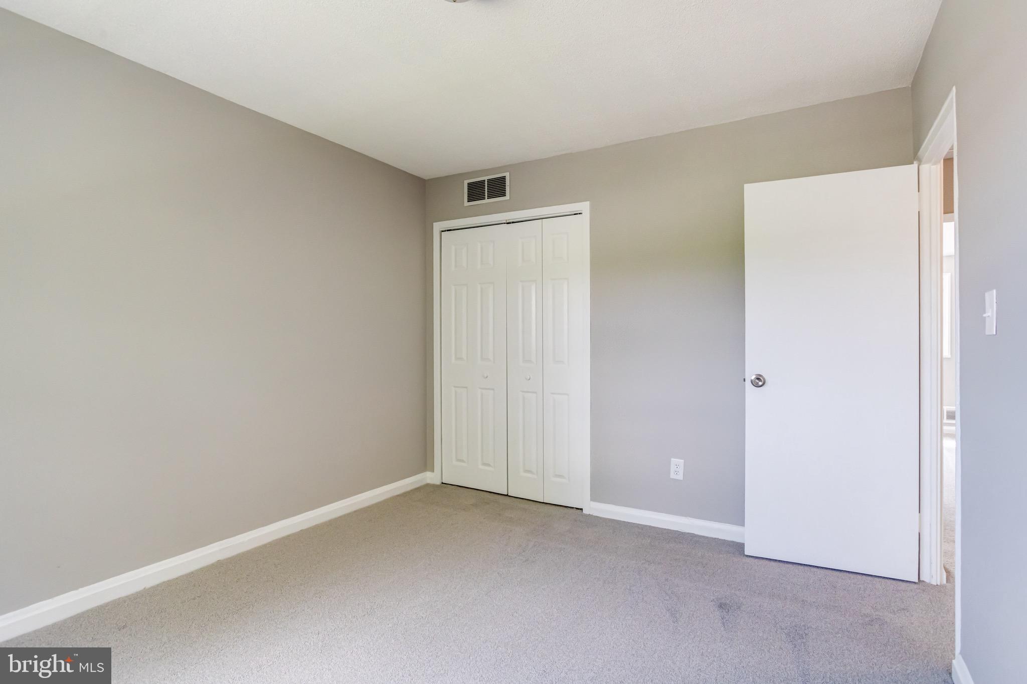 CHARLESMONT - Residential