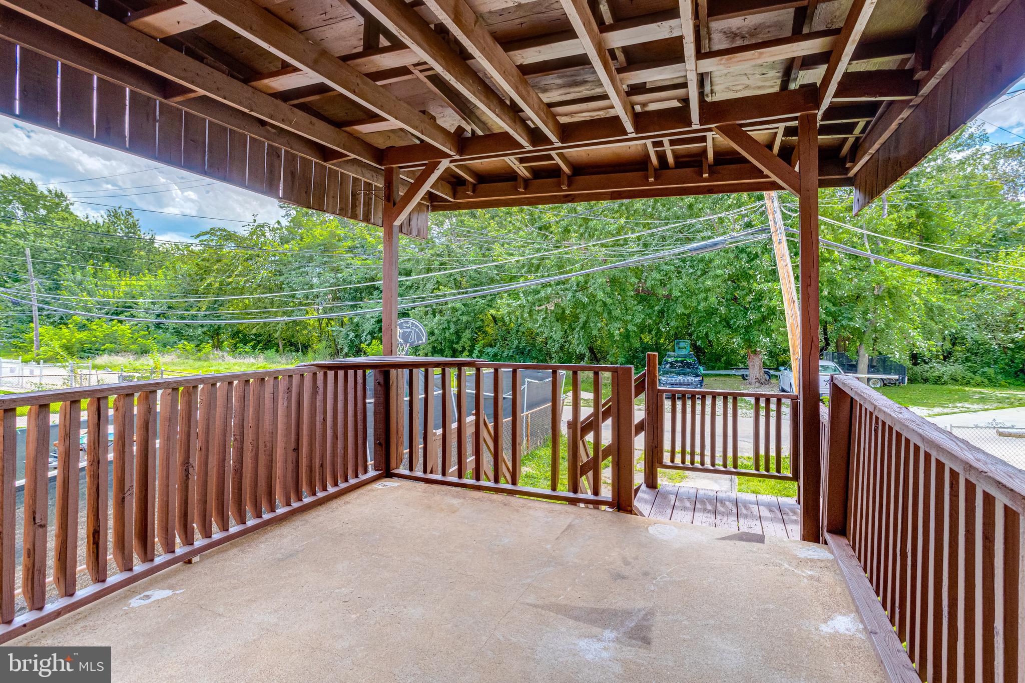 CHARLESMONT - Residential