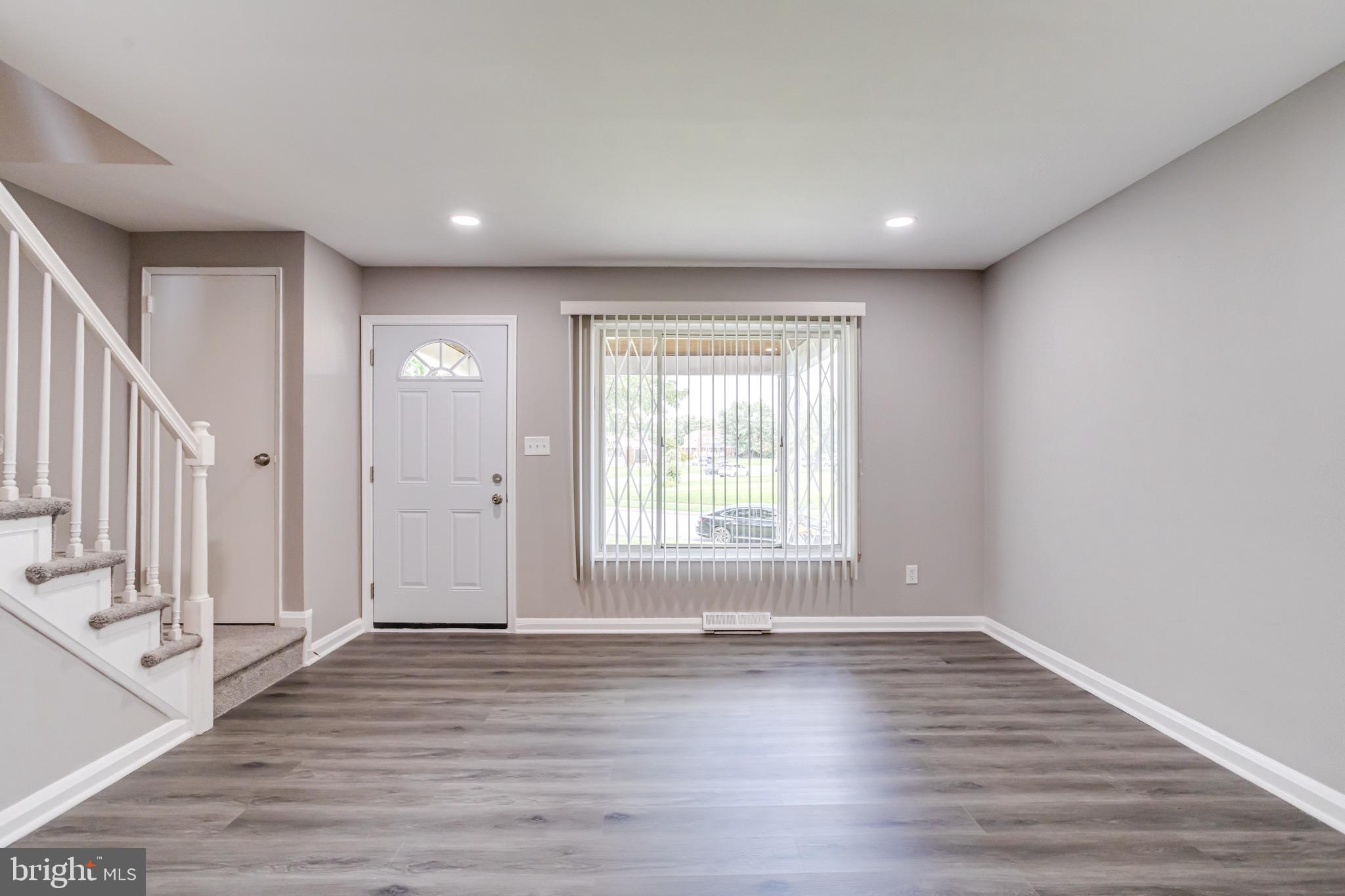 CHARLESMONT - Residential