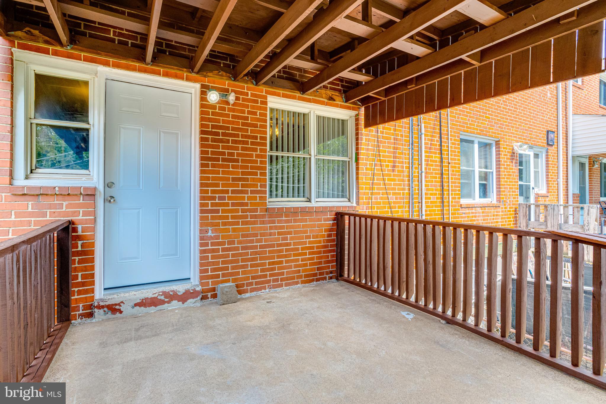 CHARLESMONT - Residential