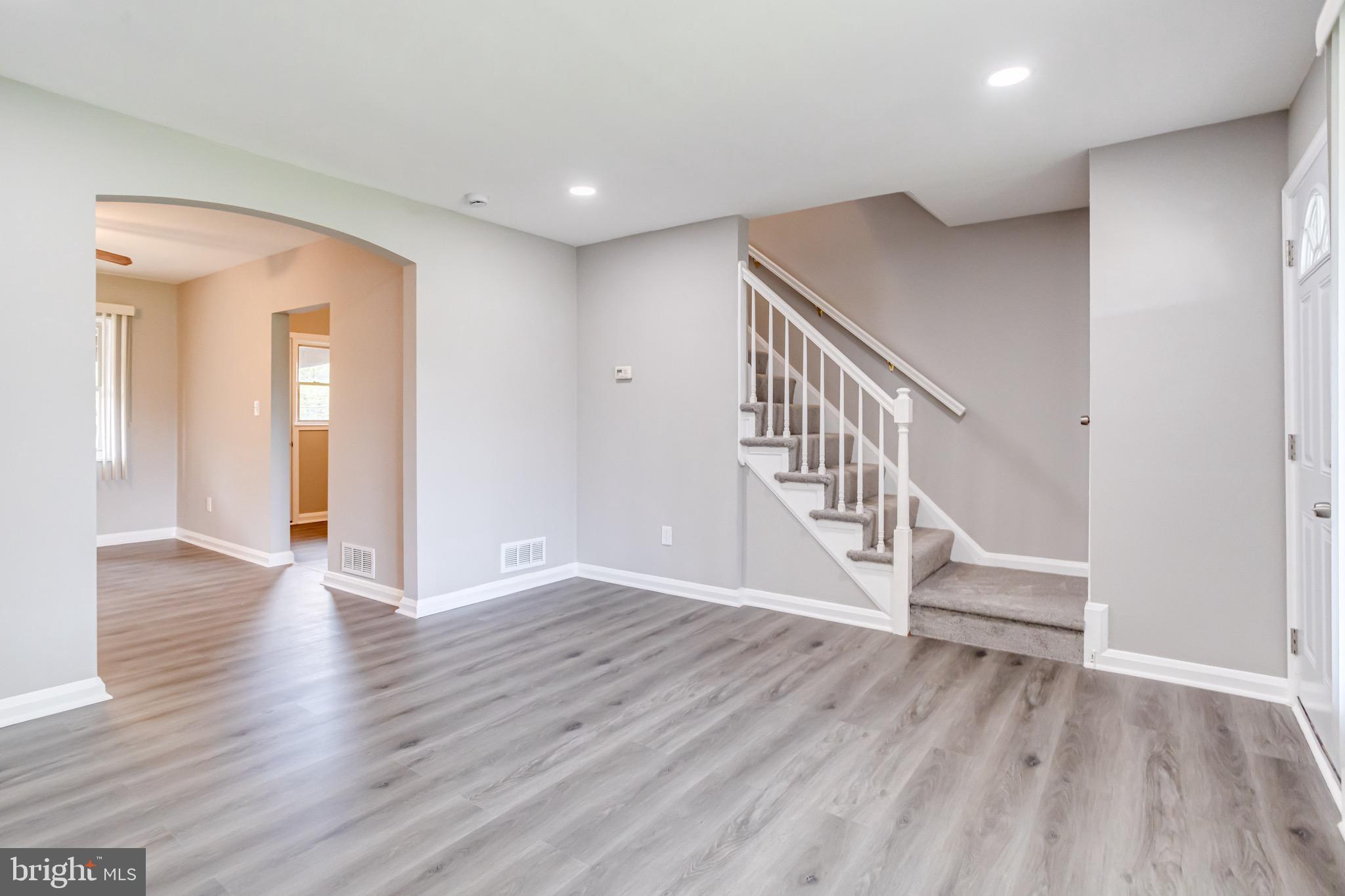 CHARLESMONT - Residential