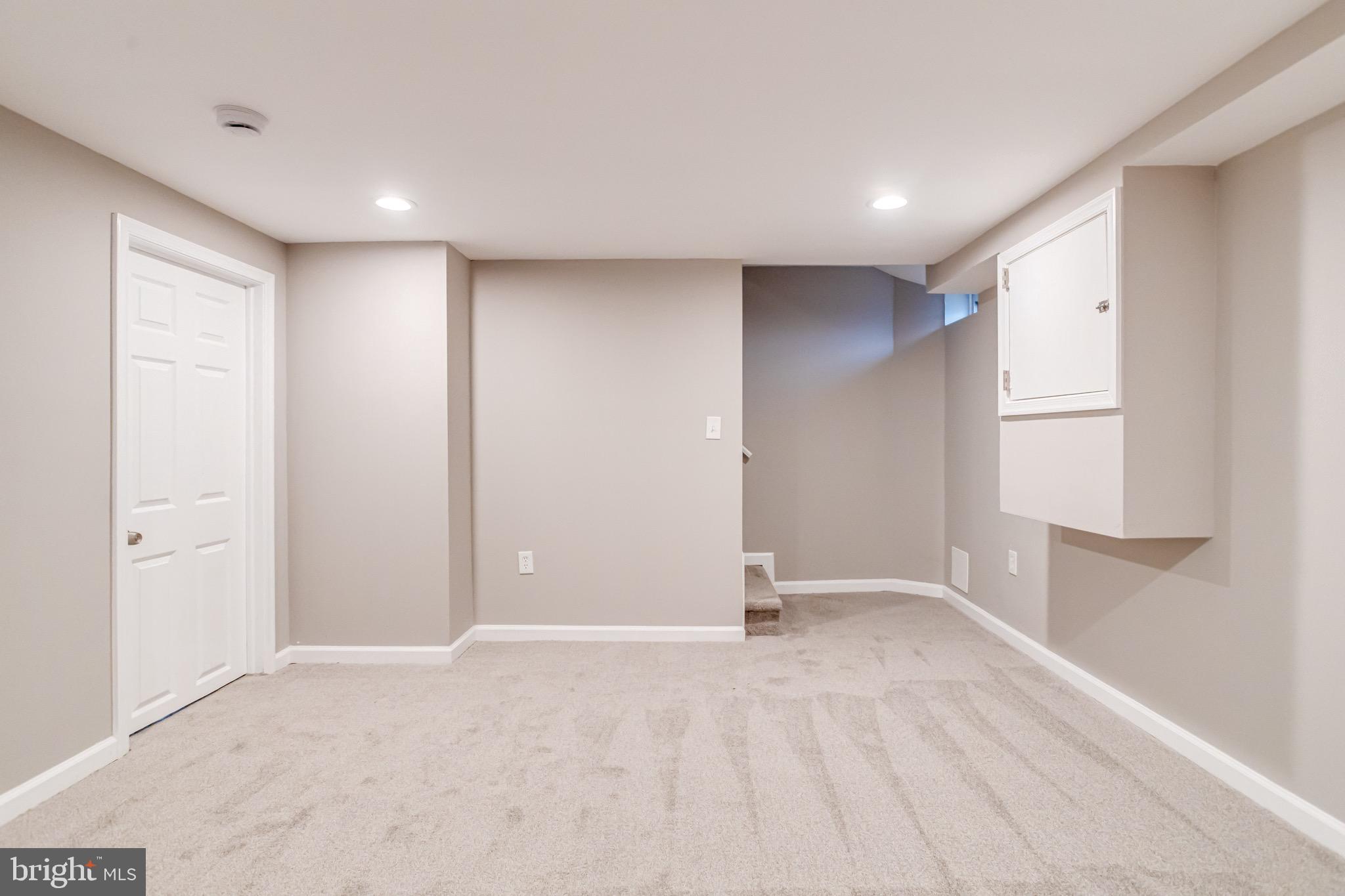 CHARLESMONT - Residential