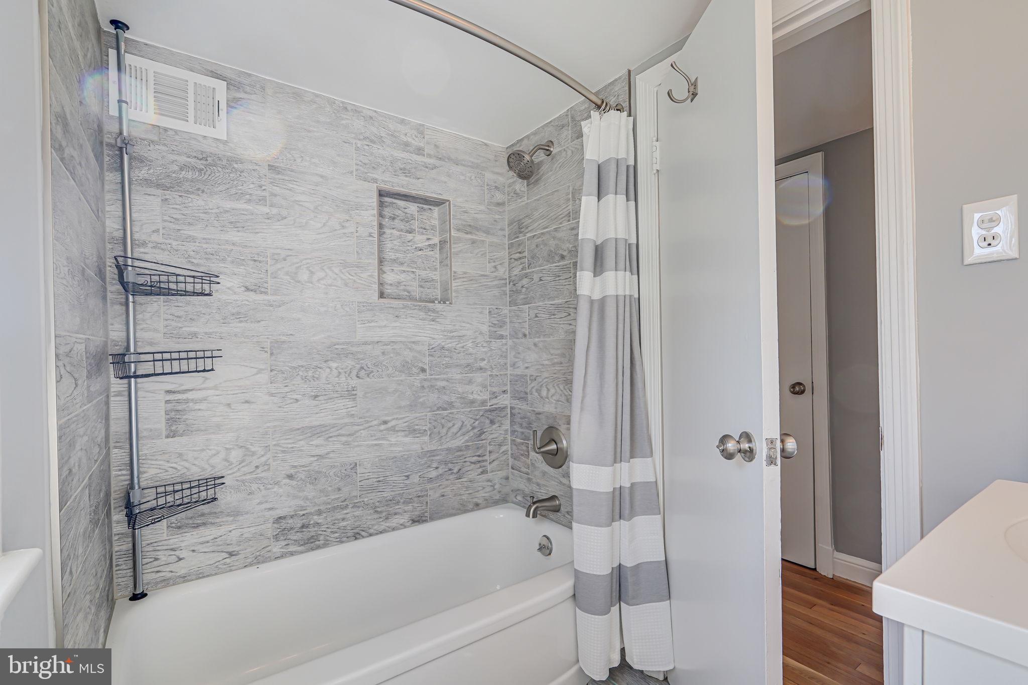 VIRGINIA FOREST - Residential