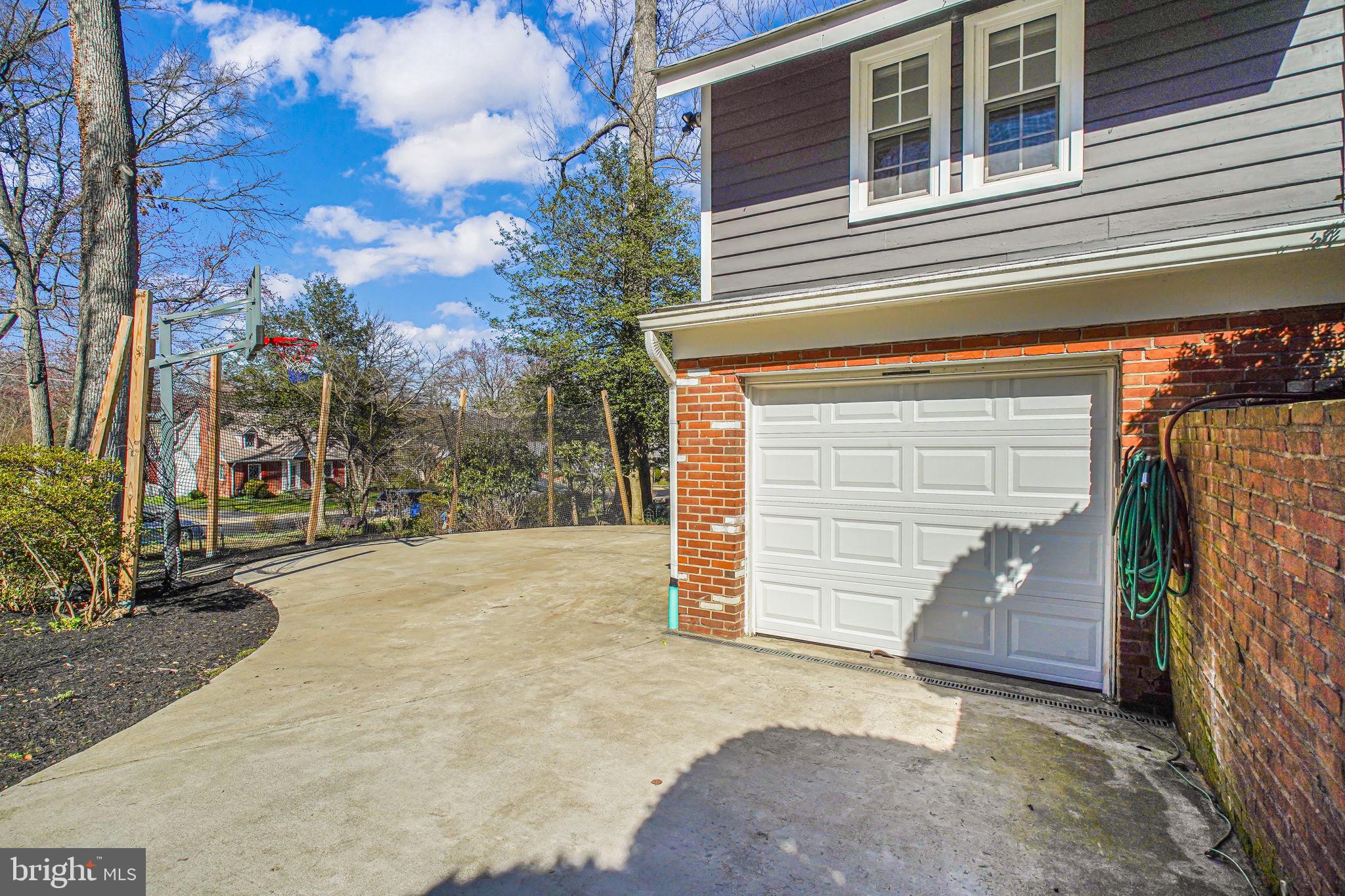 VIRGINIA FOREST - Residential