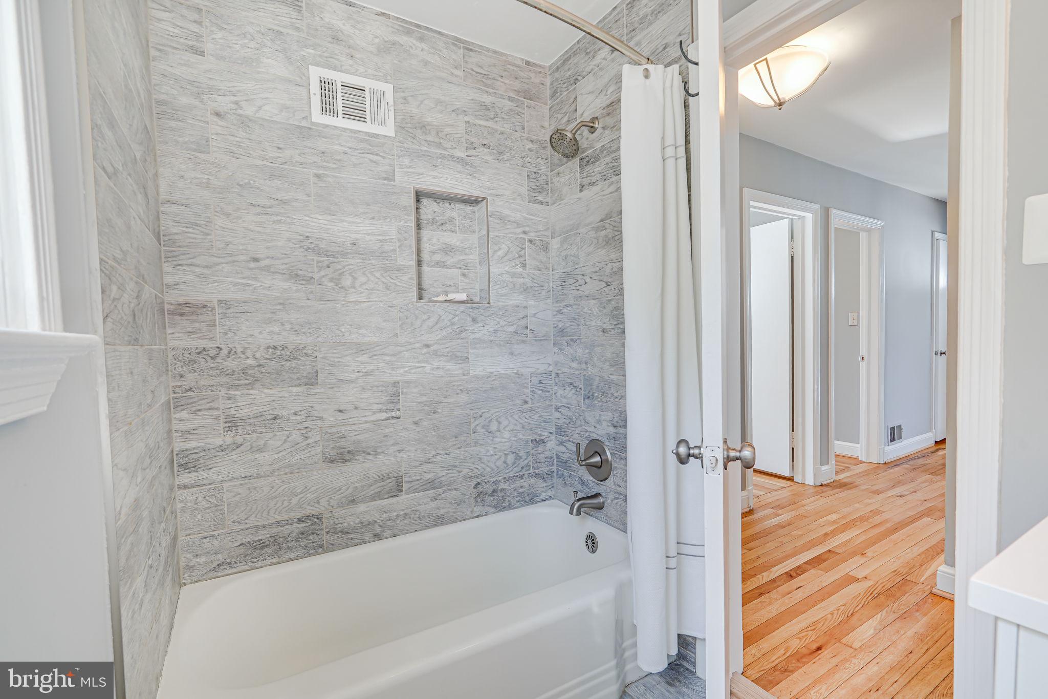 VIRGINIA FOREST - Residential