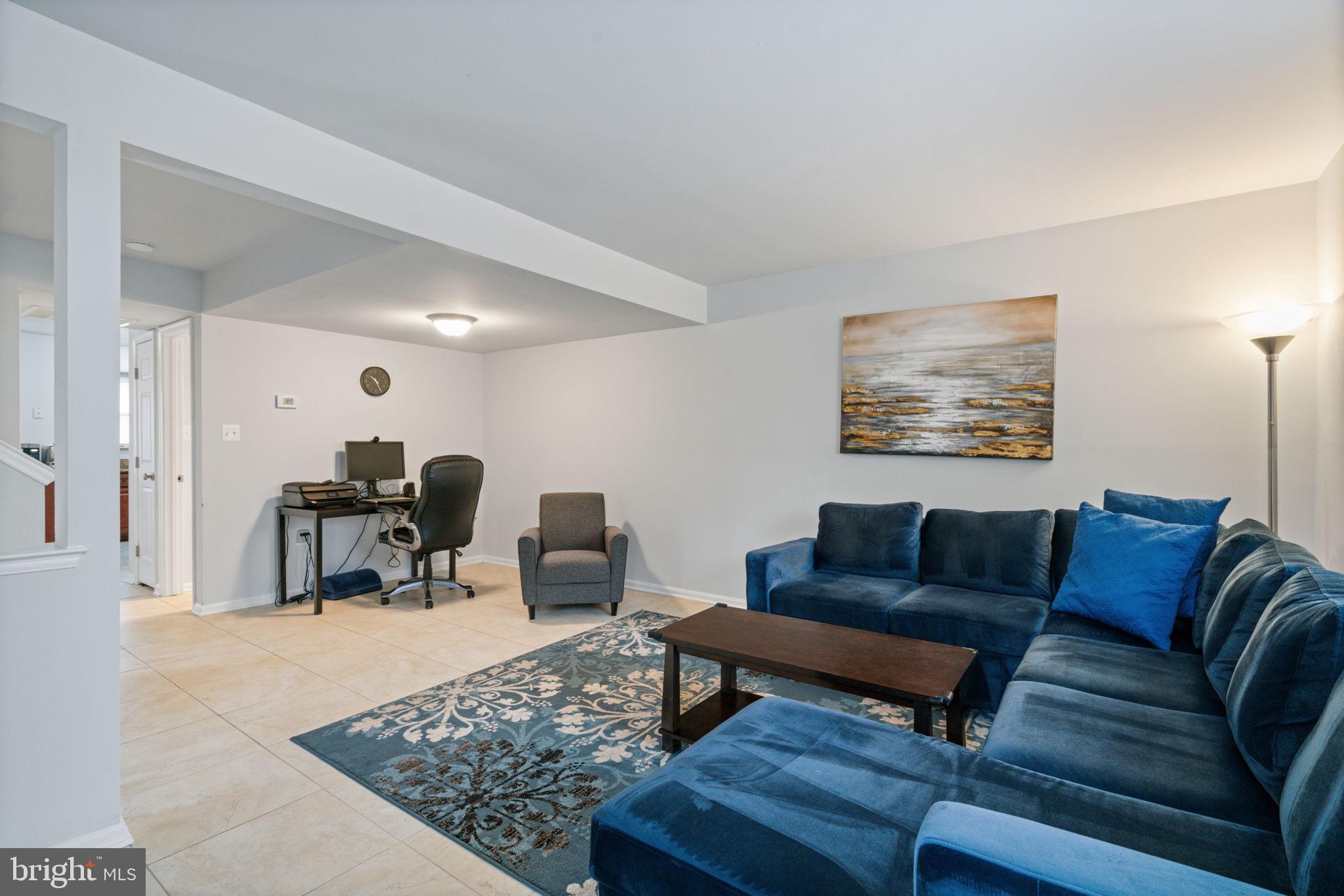 MONTCLAIR ST3 - Residential