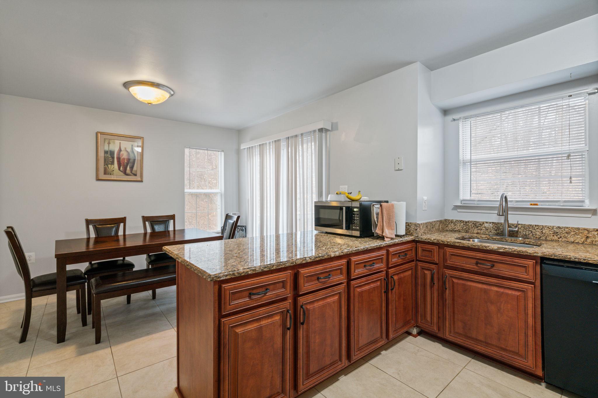 MONTCLAIR ST3 - Residential