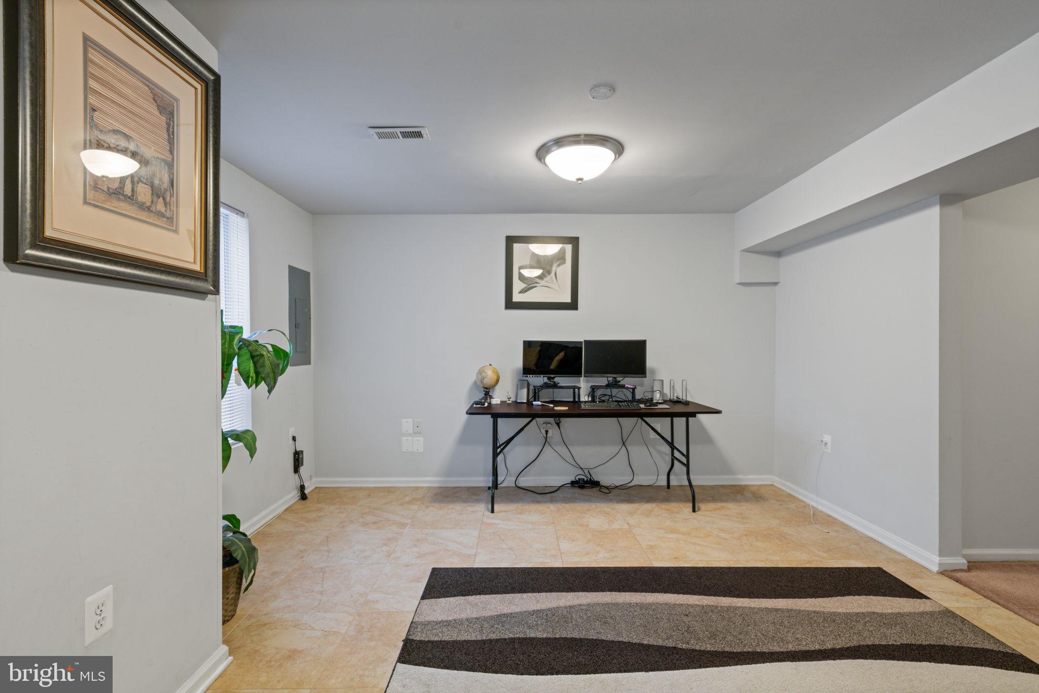 MONTCLAIR ST3 - Residential