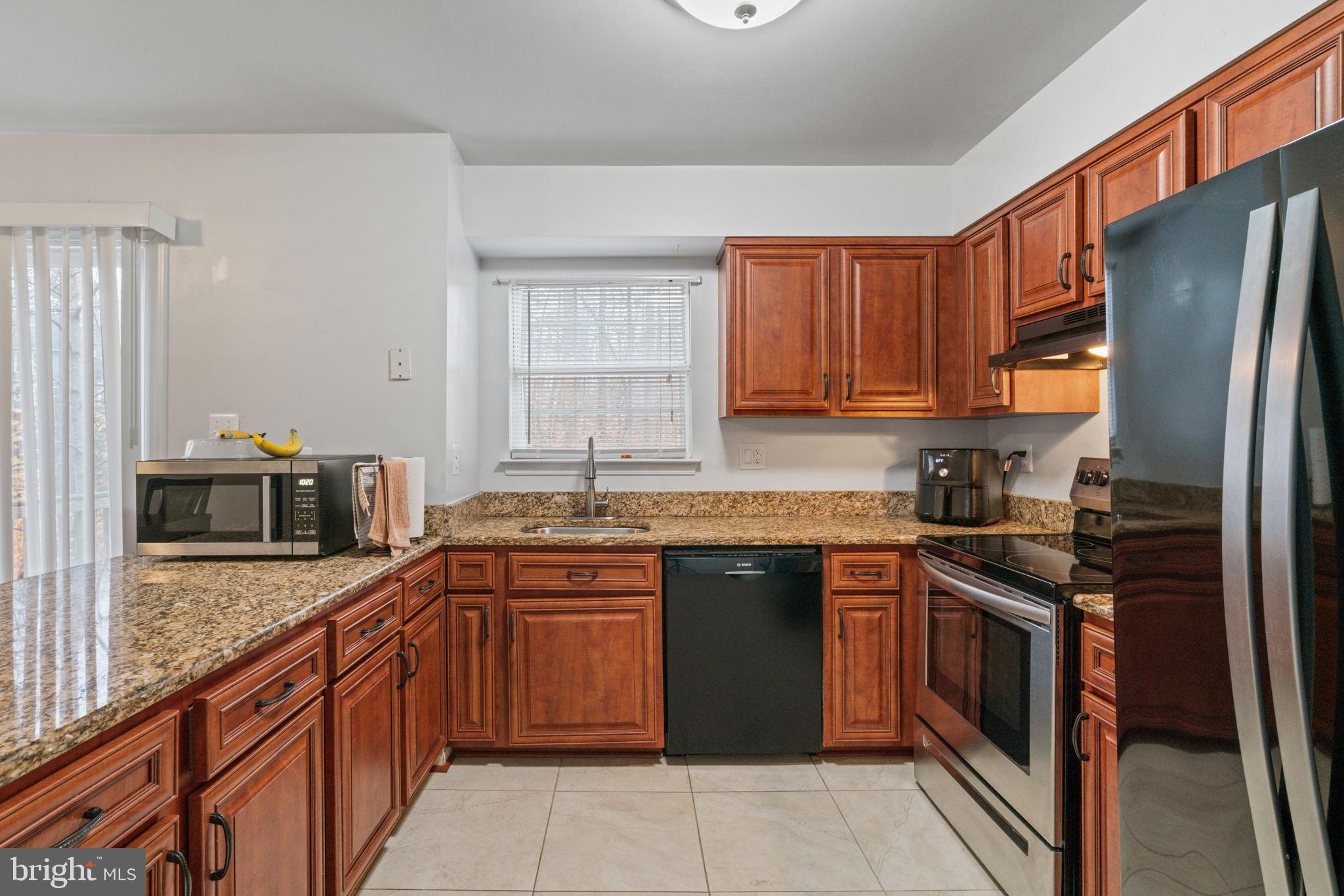 MONTCLAIR ST3 - Residential