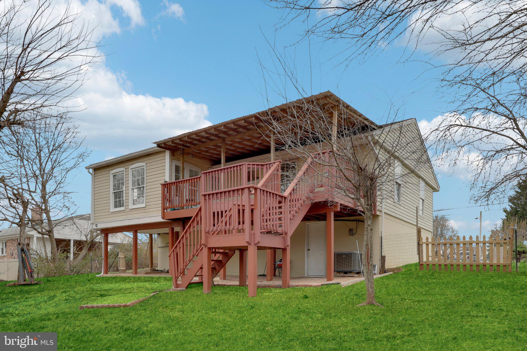 PROSPECT HILLS - Residential