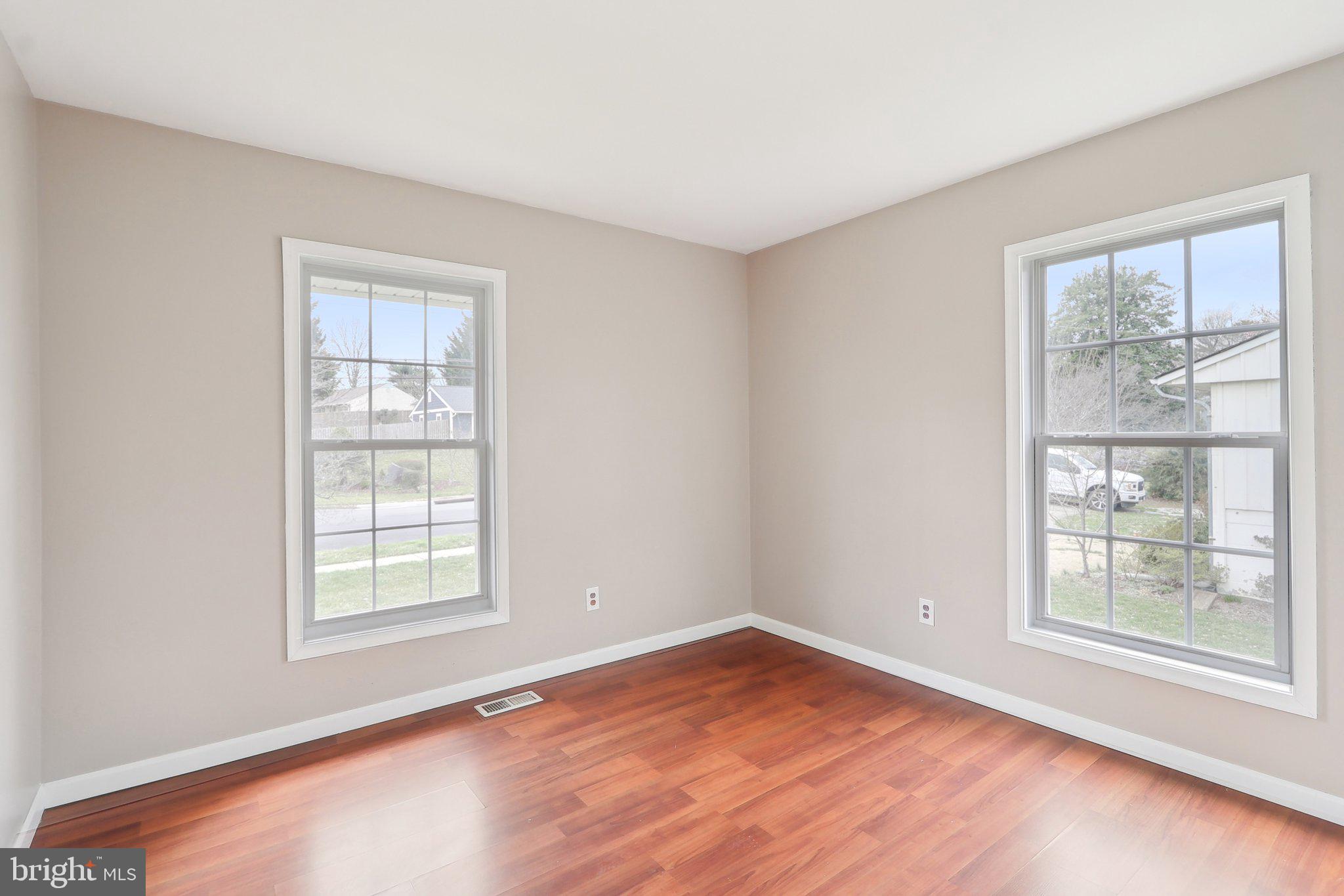 PROSPECT HILLS - Residential