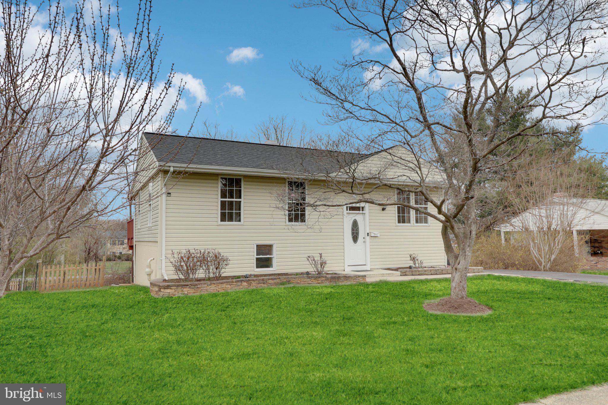 PROSPECT HILLS - Residential