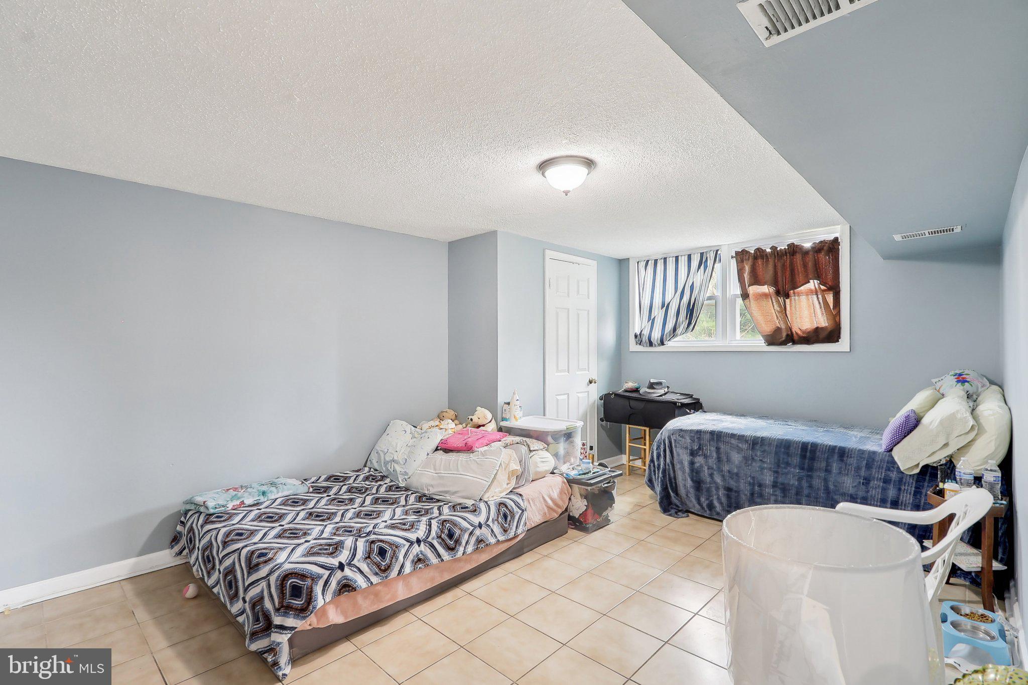 PROSPECT HILLS - Residential