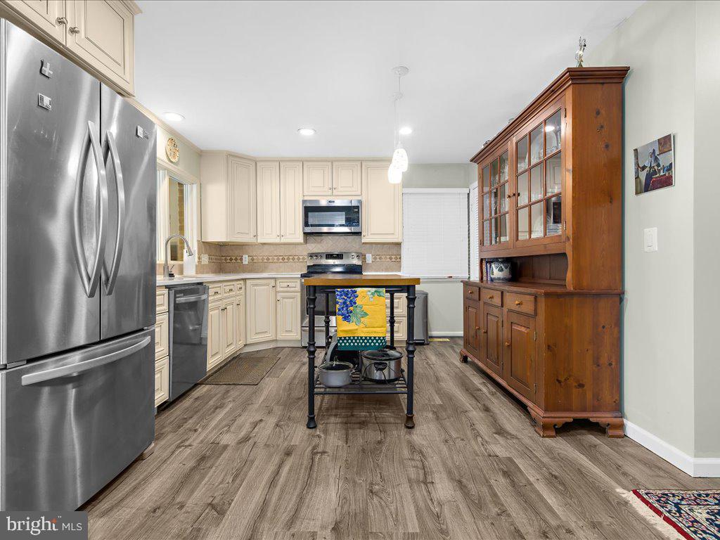 MILE TREE VILLAGE - Residential