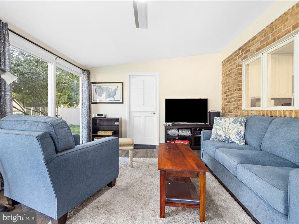 MILE TREE VILLAGE - Residential