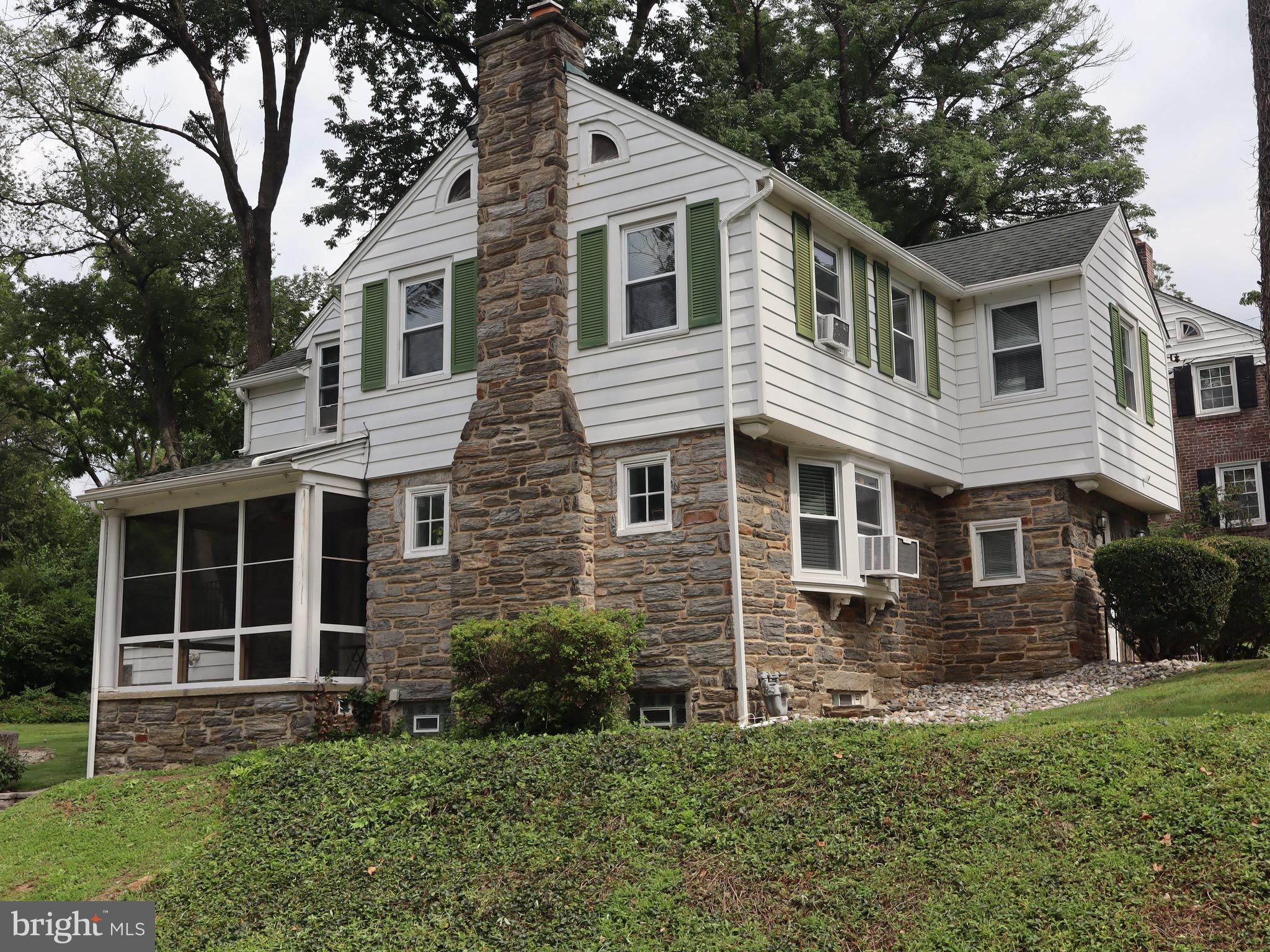 107 W GLENOLDEN AVENUE
