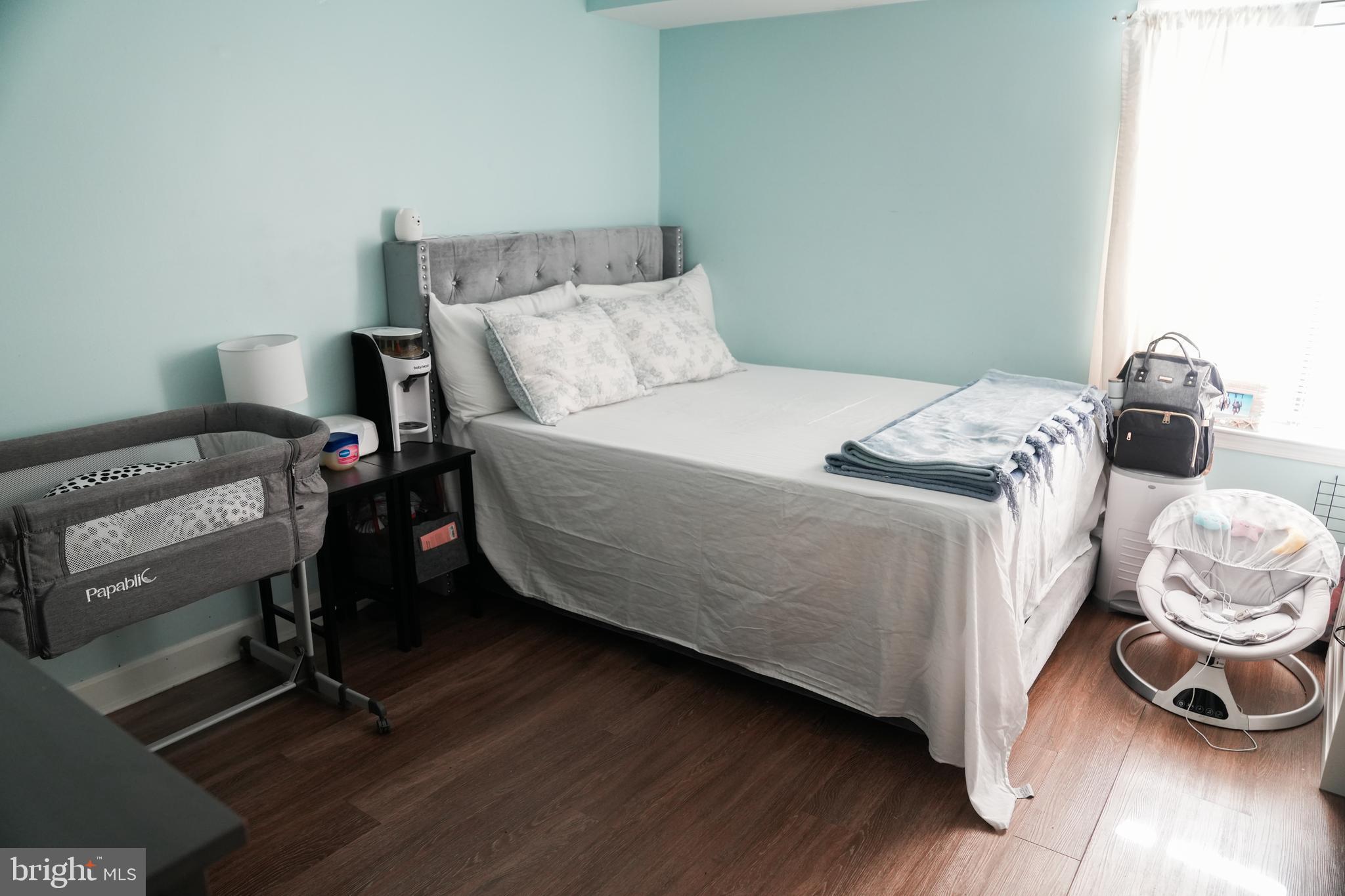 CHERRY GLEN CONDOS - Residential