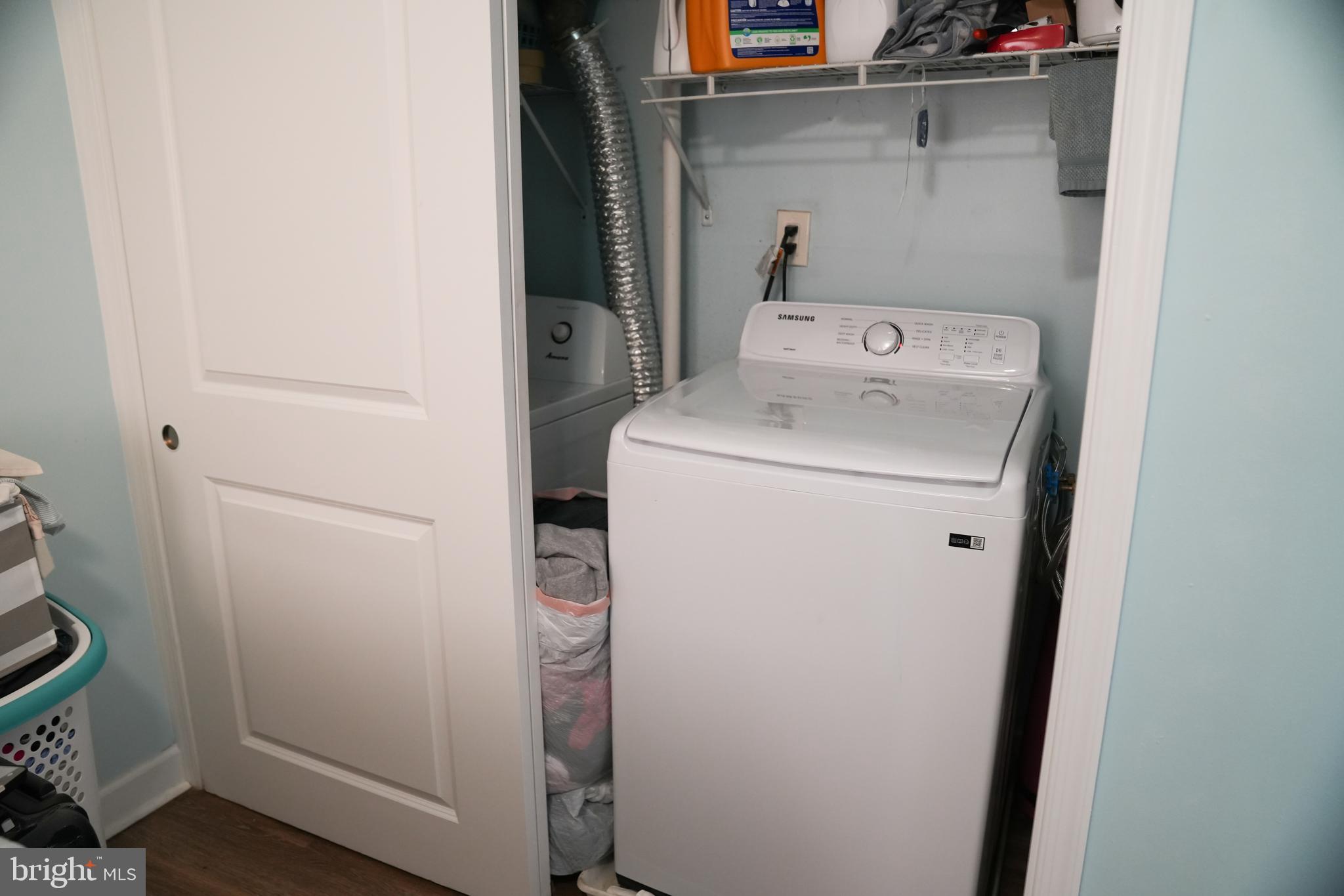 CHERRY GLEN CONDOS - Residential