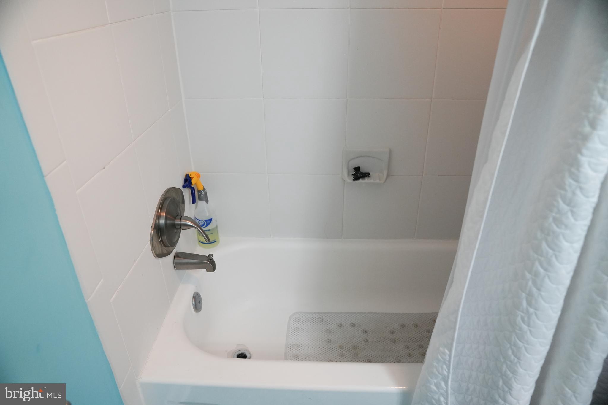 CHERRY GLEN CONDOS - Residential