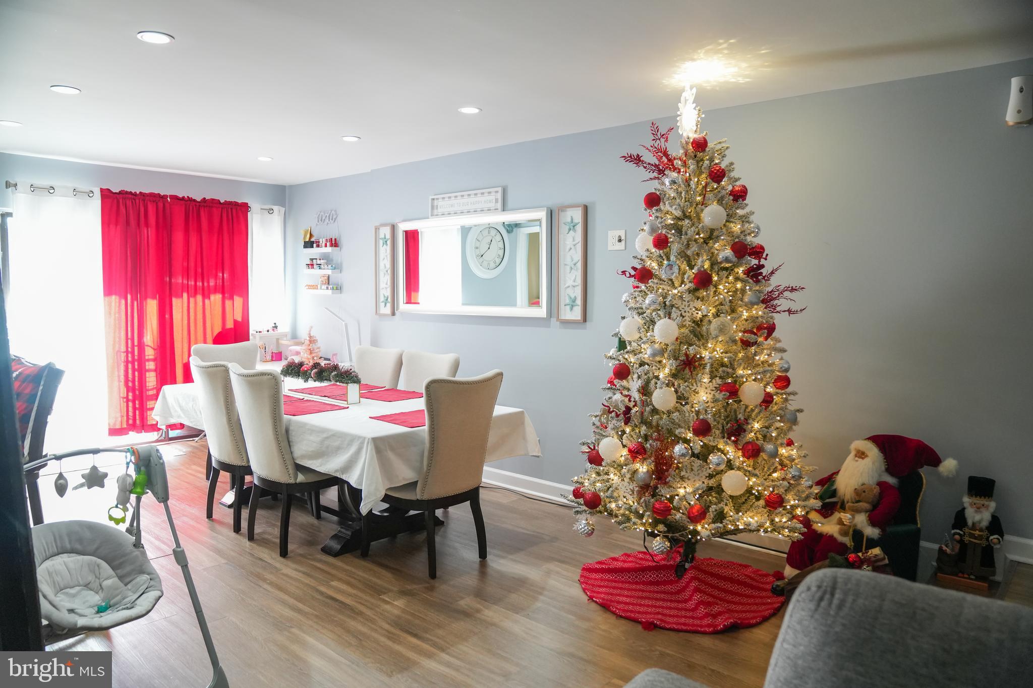 CHERRY GLEN CONDOS - Residential