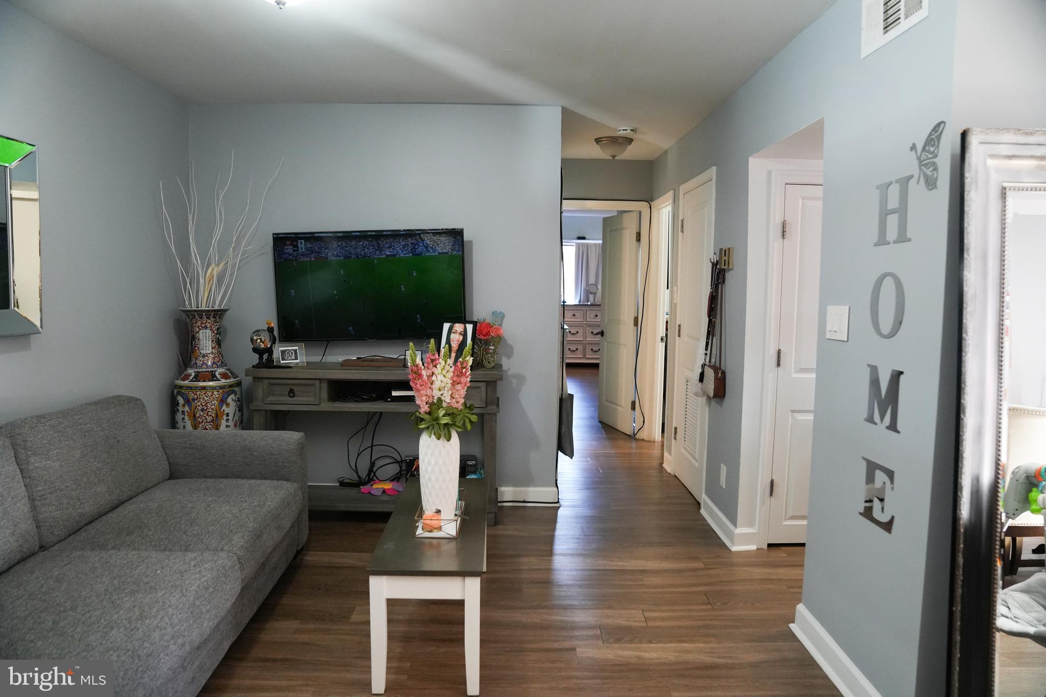 CHERRY GLEN CONDOS - Residential