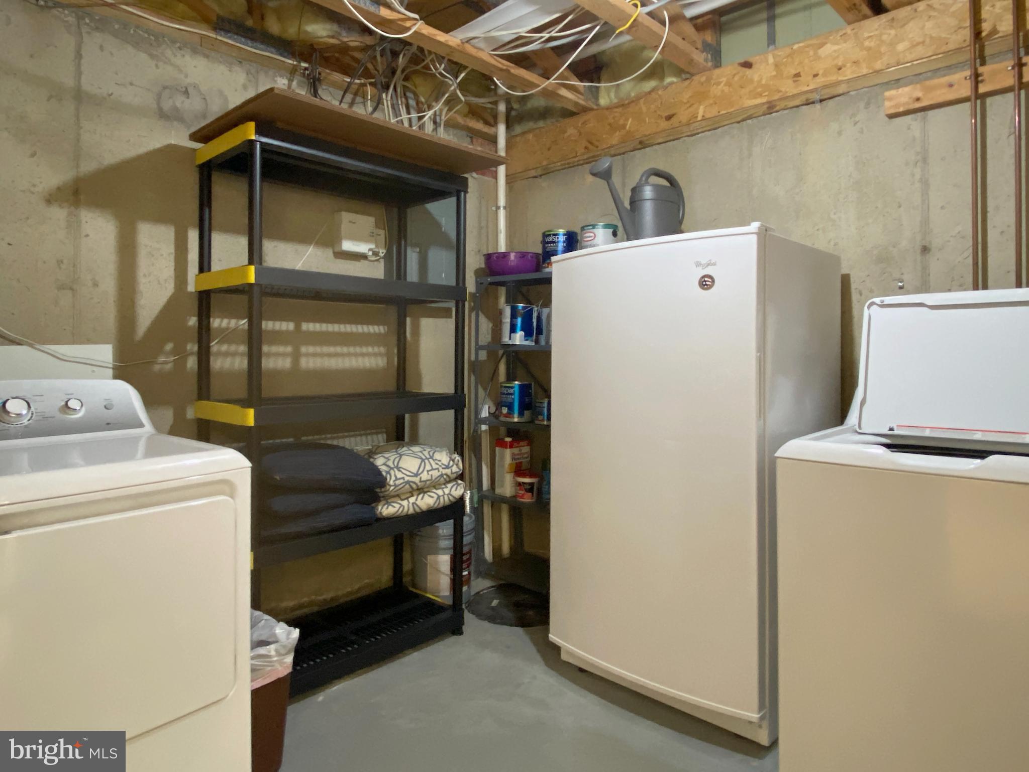 CONSTANT FRIENDSHIP - Residential