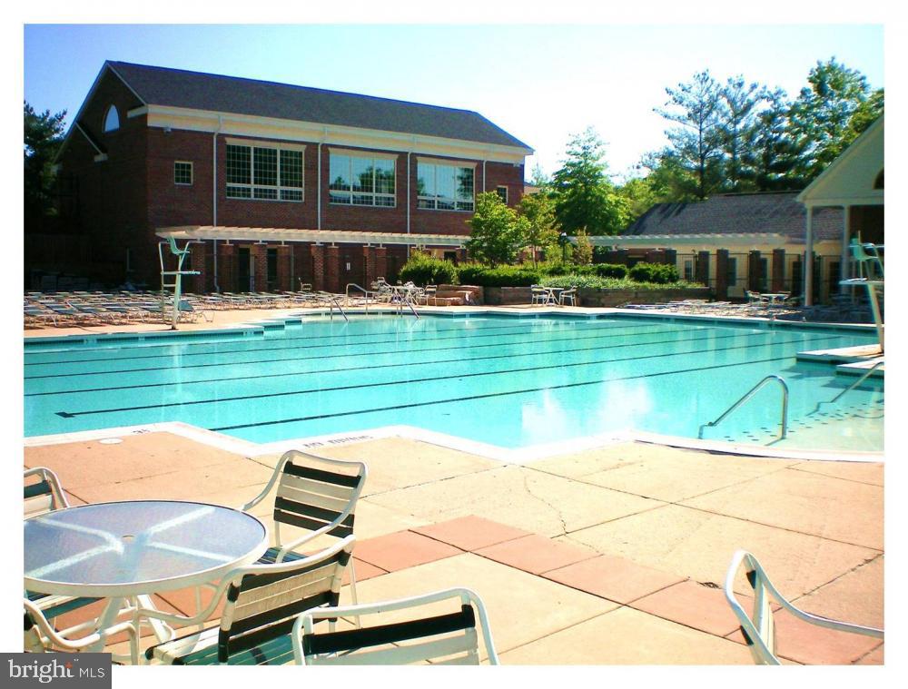 PENDERBROOK - Residential