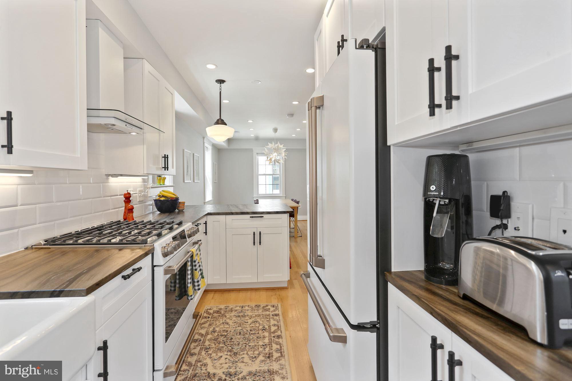 DEL RAY - Residential Lease