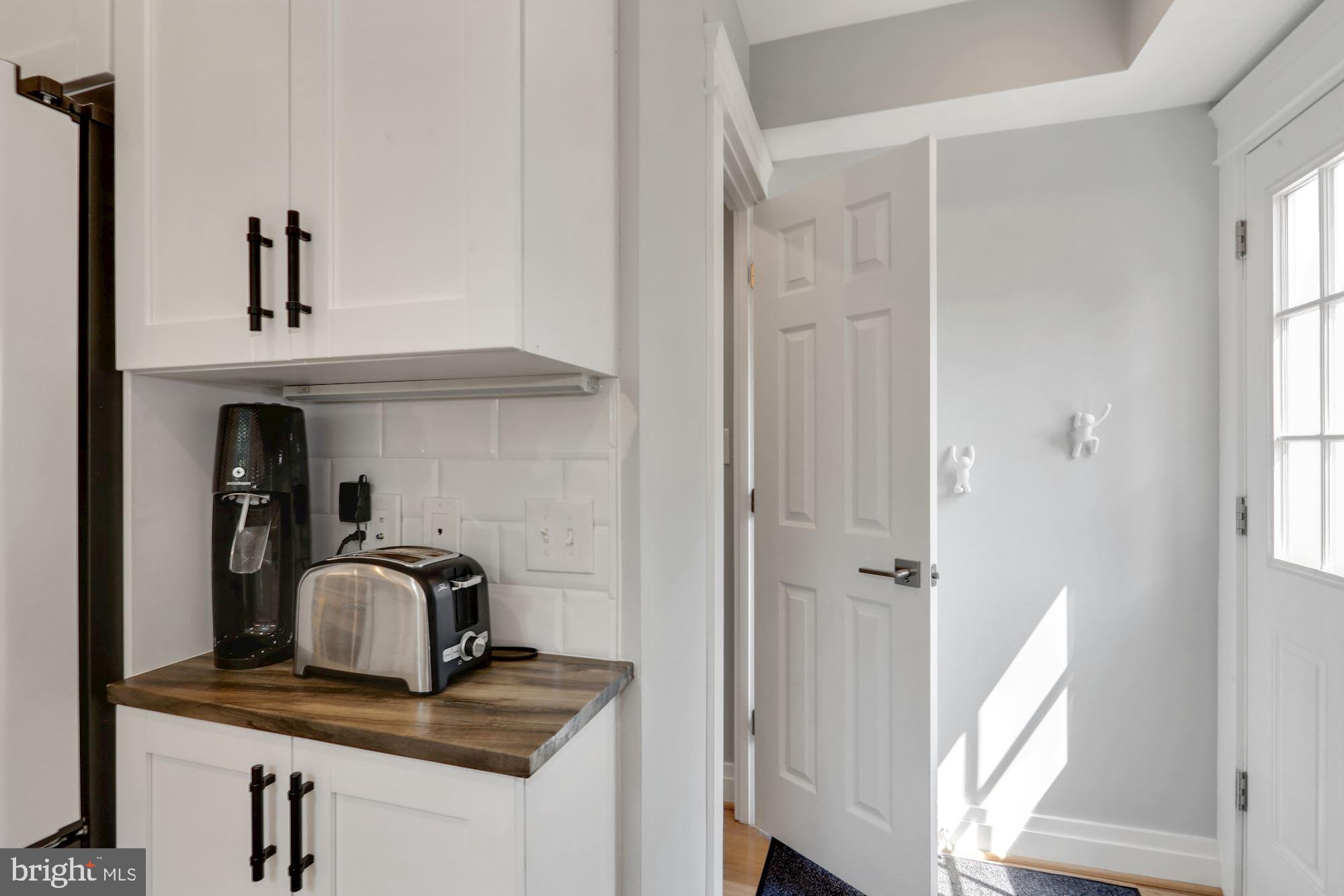 DEL RAY - Residential Lease